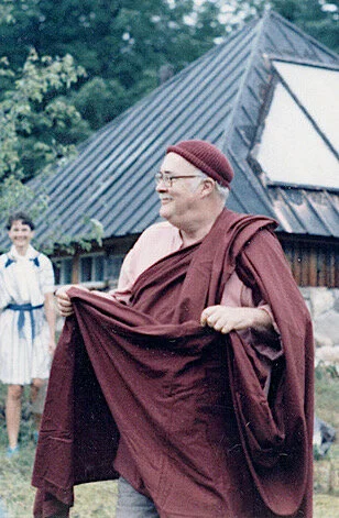 On The Nature of Pulling The Rug Beneath Your Feet &amp; The Passing of the Robe