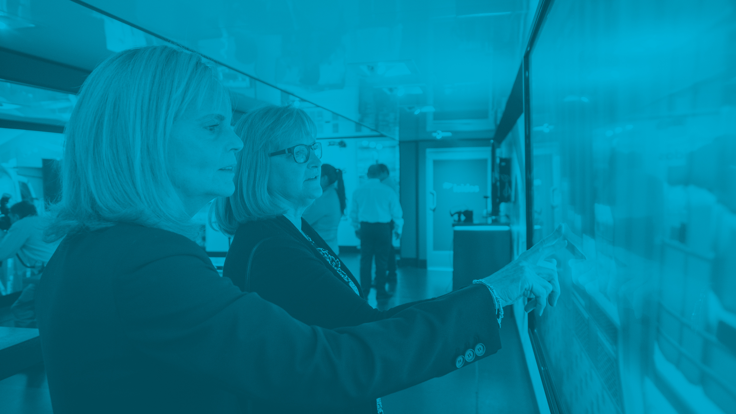Leidos_touchscreen-2.jpg