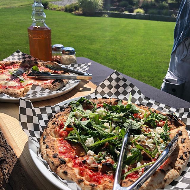 Last weekend of summer but the party is still going!
#pizza #crostapizzaco #crostacatering