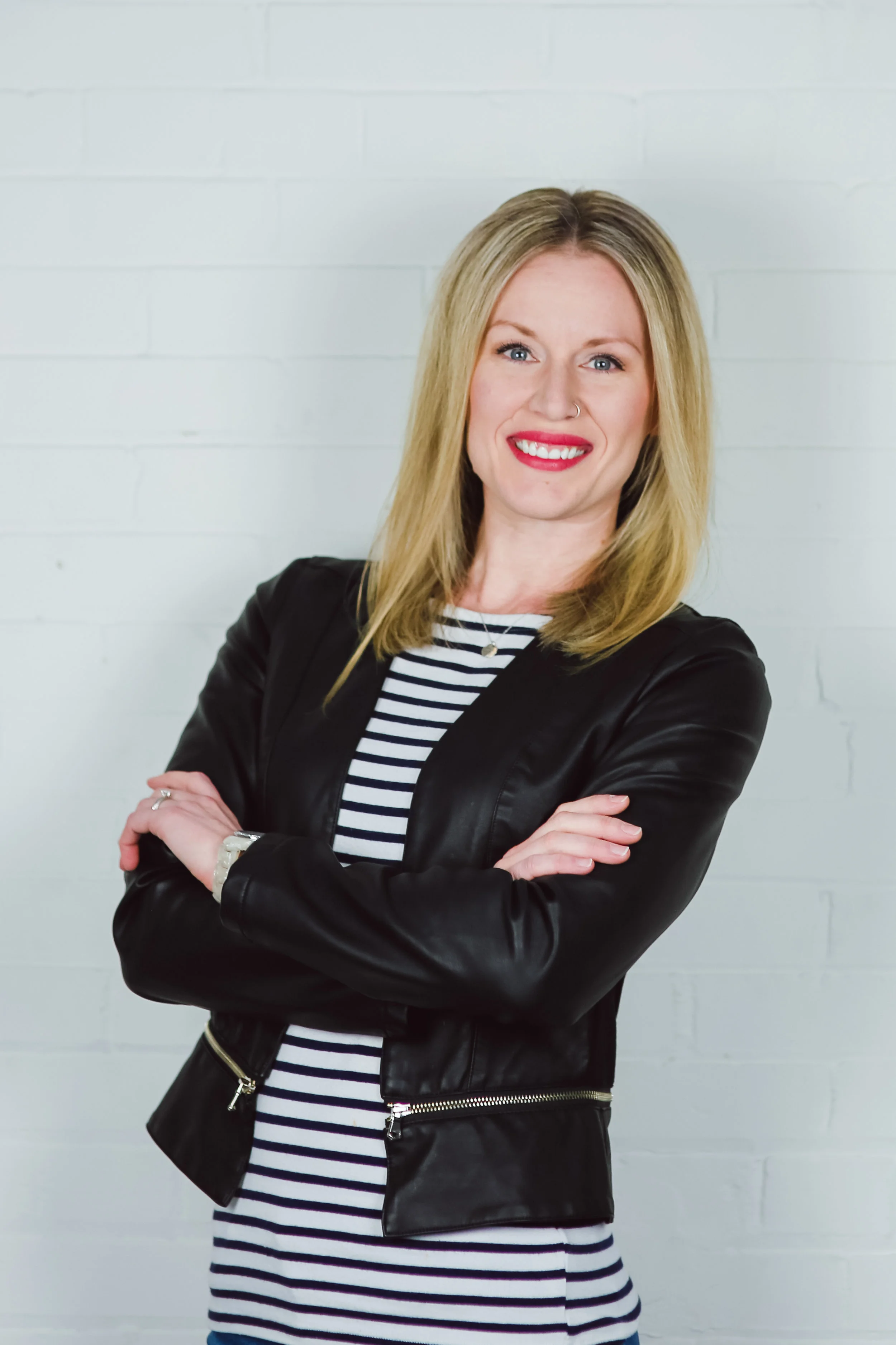 Liz Headshots 18.jpg