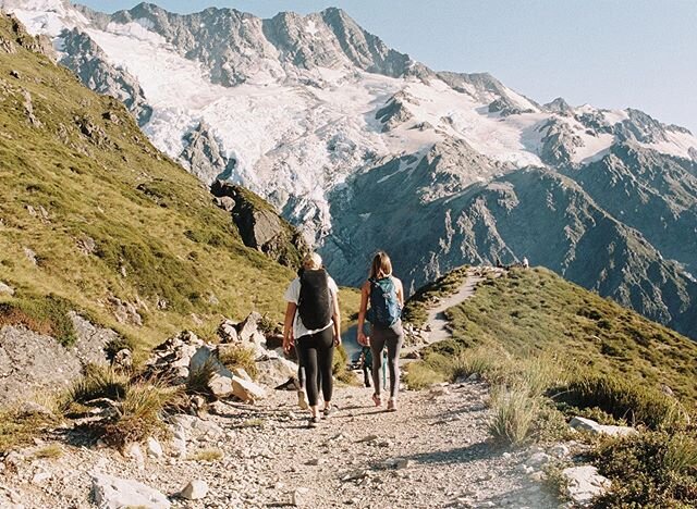 The hike that taught us that bringing more than one bottle of water each on an 8 hour uphill walk could be a good idea. Miss these days a little extra today 👣