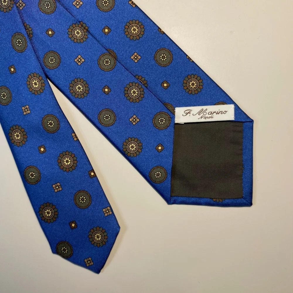Ties / Silk Foulard — Brown in Town