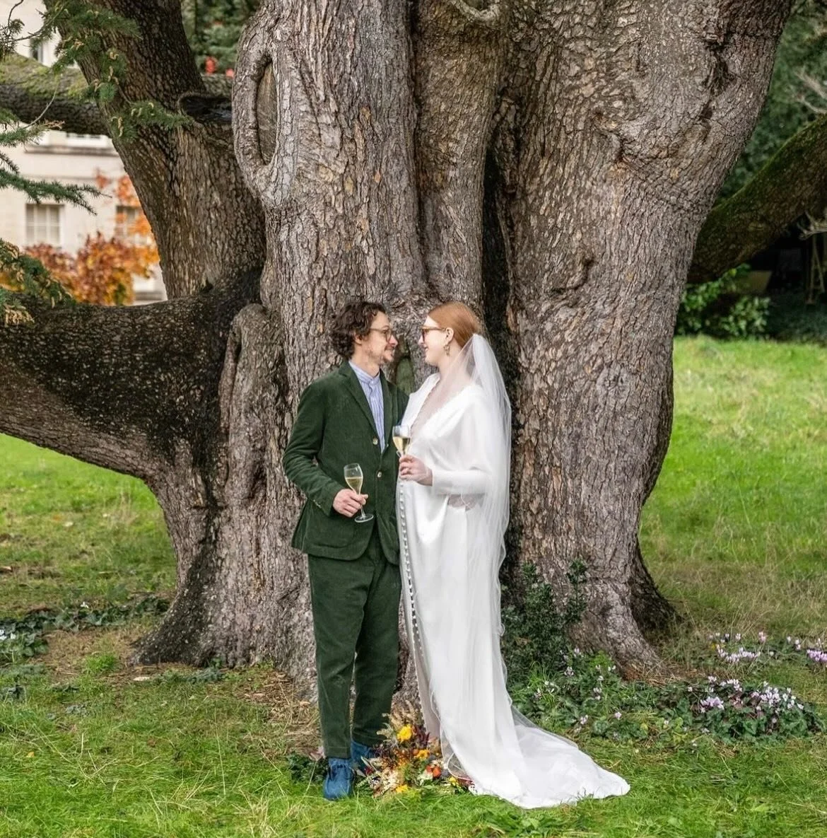 Weddings Deconstructed: No Padding Required 

If trend forecasting is anything to go by, the suit is back! (for some of us it&rsquo;s never gone away&hellip;:) but for others, the idea of wearing a suit conjures up thoughts of discomfort and constric