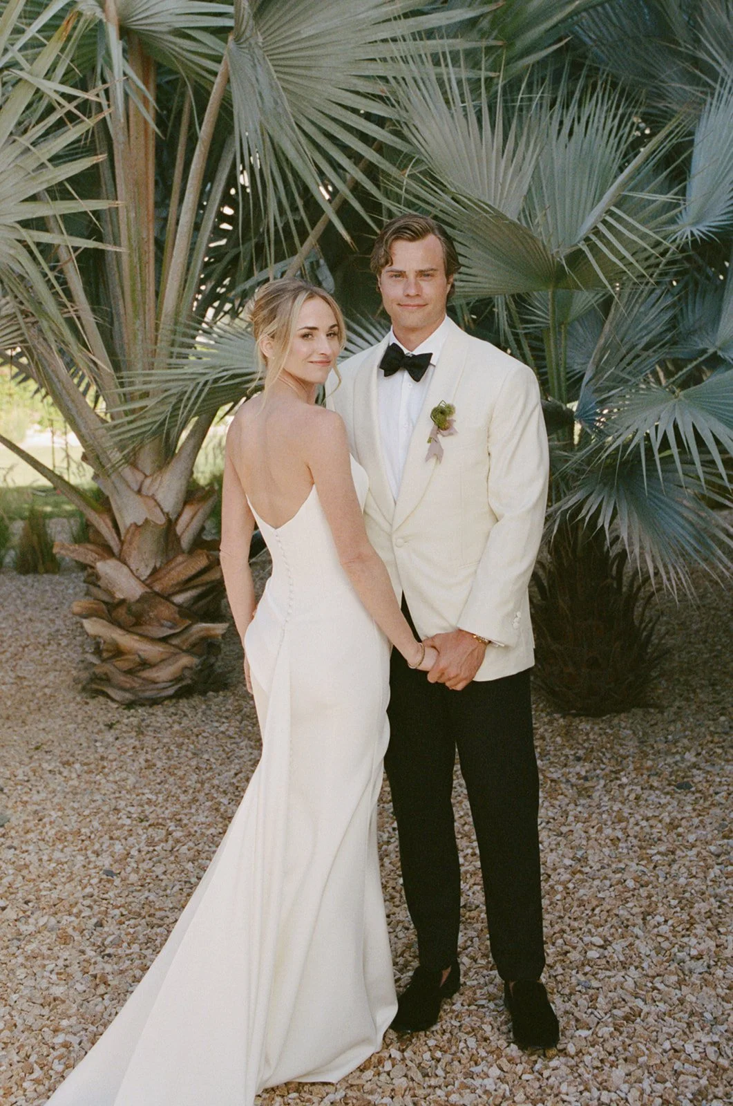 dee austin hotel san cristobal wedding previews-2.jpg