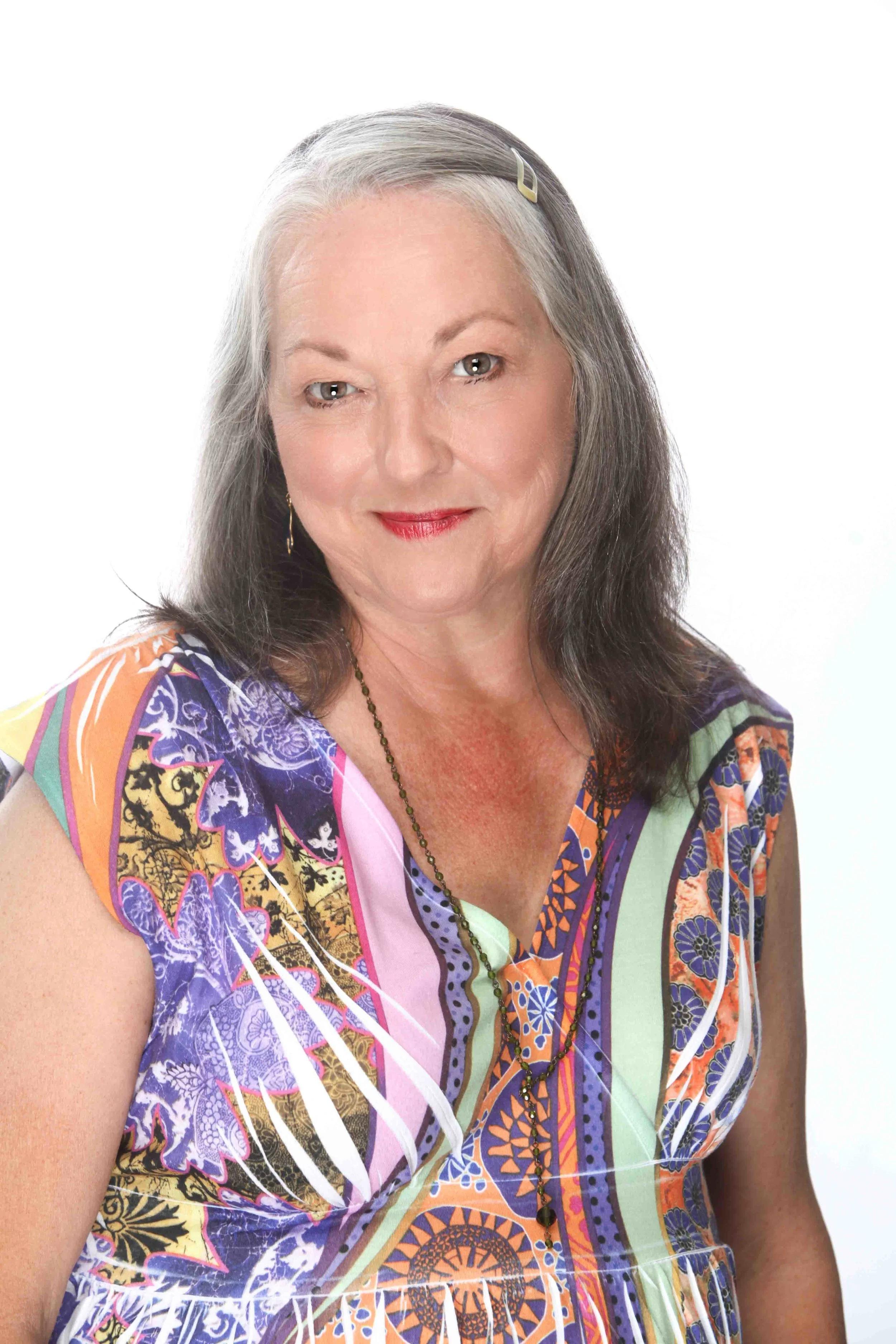 Donna_holland (1).jpg