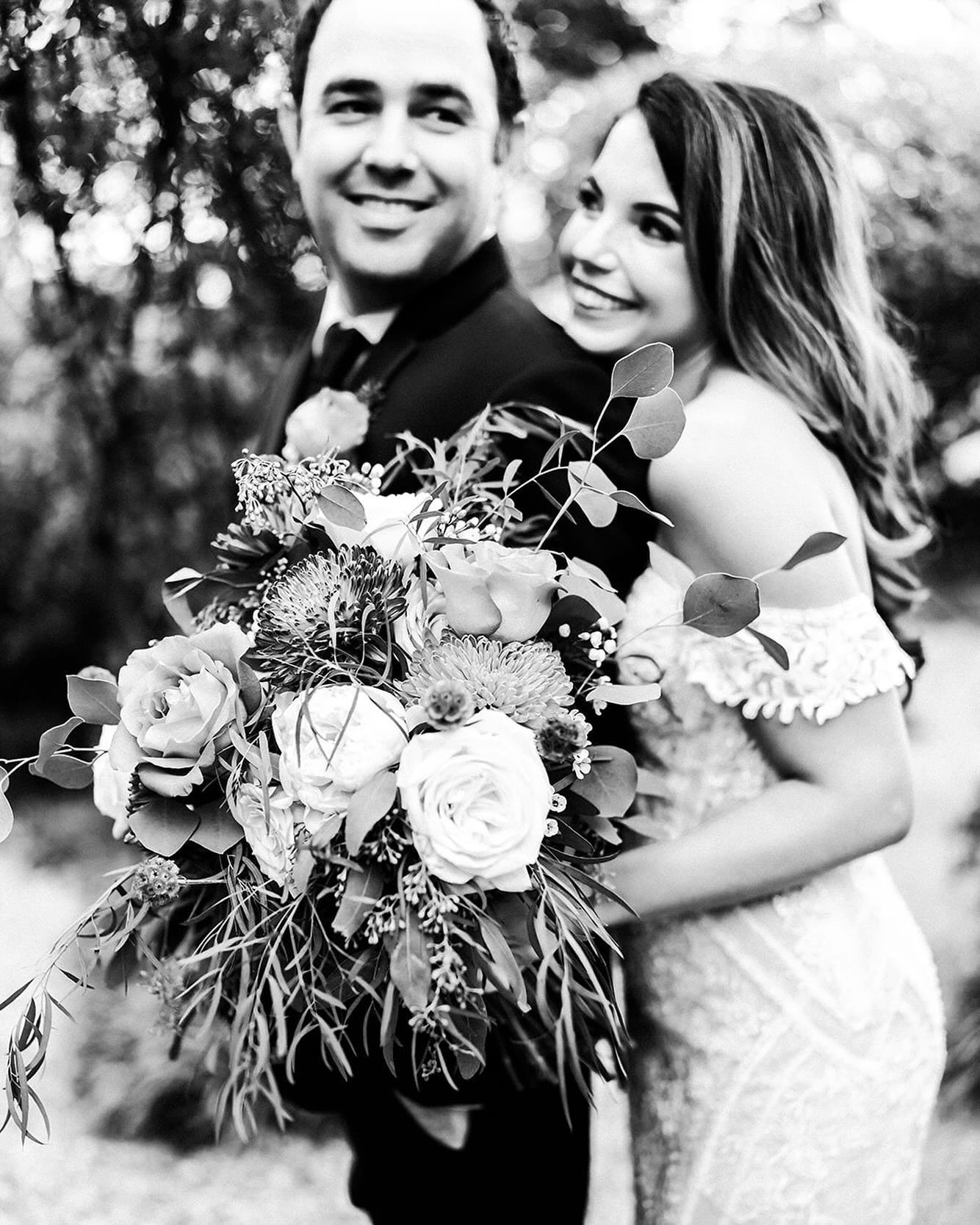 I feel so high school every time I look at you.

Photo: @steppingstonesphoto 
Floral + Decor: @adedesignstudio
Catering + Service: @a_divine_event
Venue: @flinthillweddings 
Gown: @belfiorebridal 

#adivineevent #magicmoments #adedesigns #sohighschoo