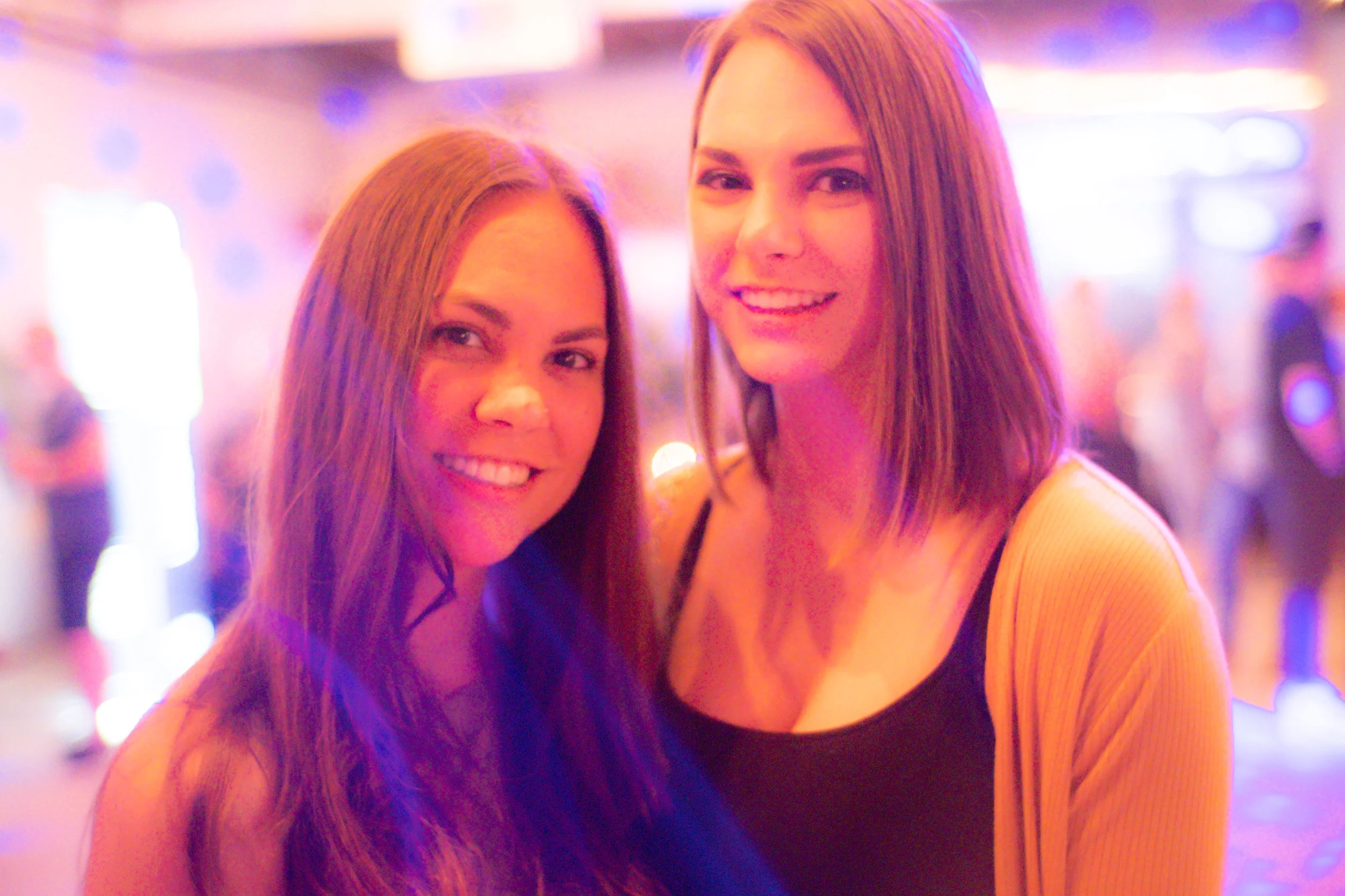 20190428_202523__Photo-20190428_PEP_DFW_Paleofx2019_SundayNightParty_NativeHostel__YannikLove.com_Original FILE_0610_Edit_0077.jpg