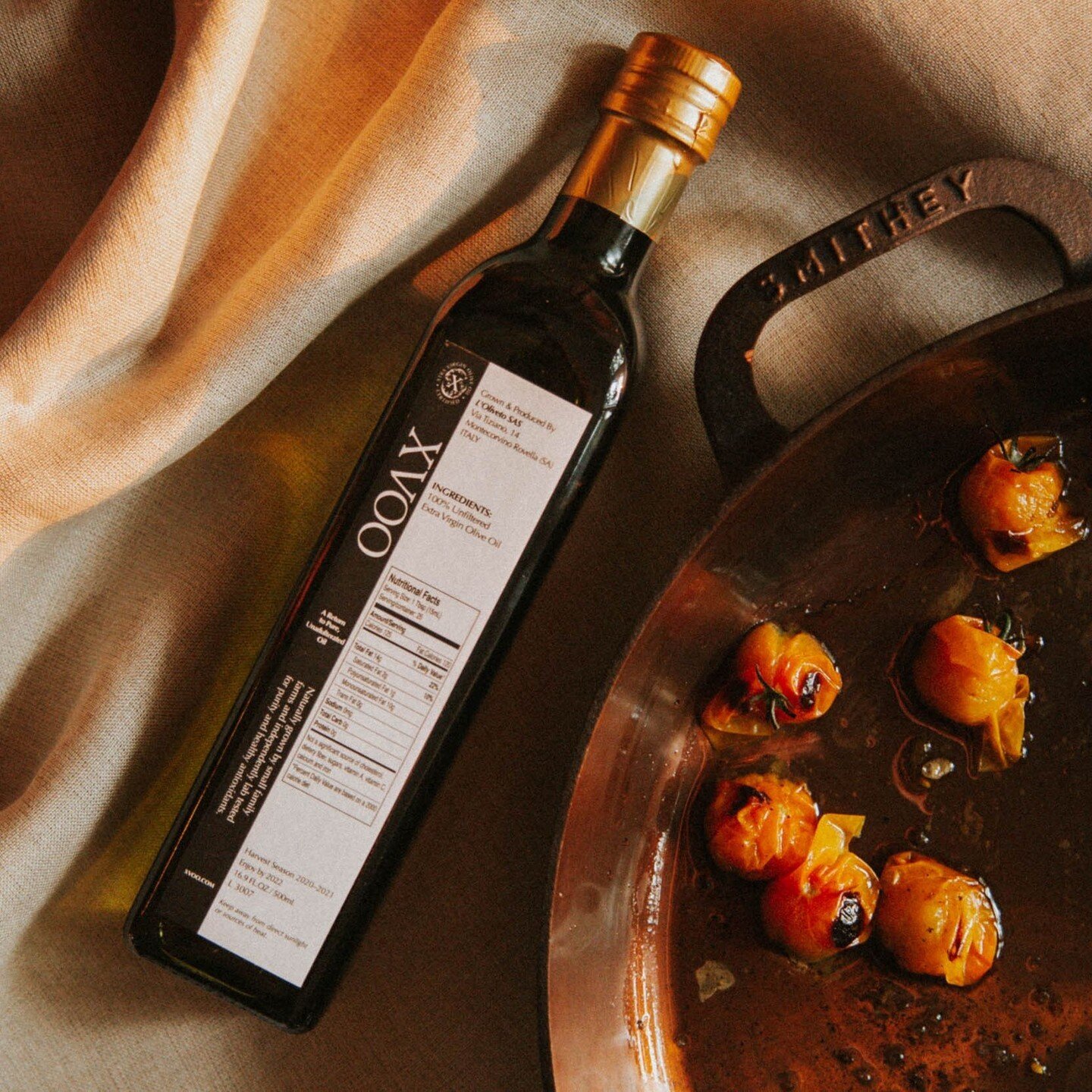 Cooking with high quality Extra Virgin Olive Oil elevates every ingredient it touches. It is unrivaled in its flavor, contains a variety of health benefits and is a kitchen staple that remains exciting and luxurious.⠀
⠀
📖 Read more about cooking wit