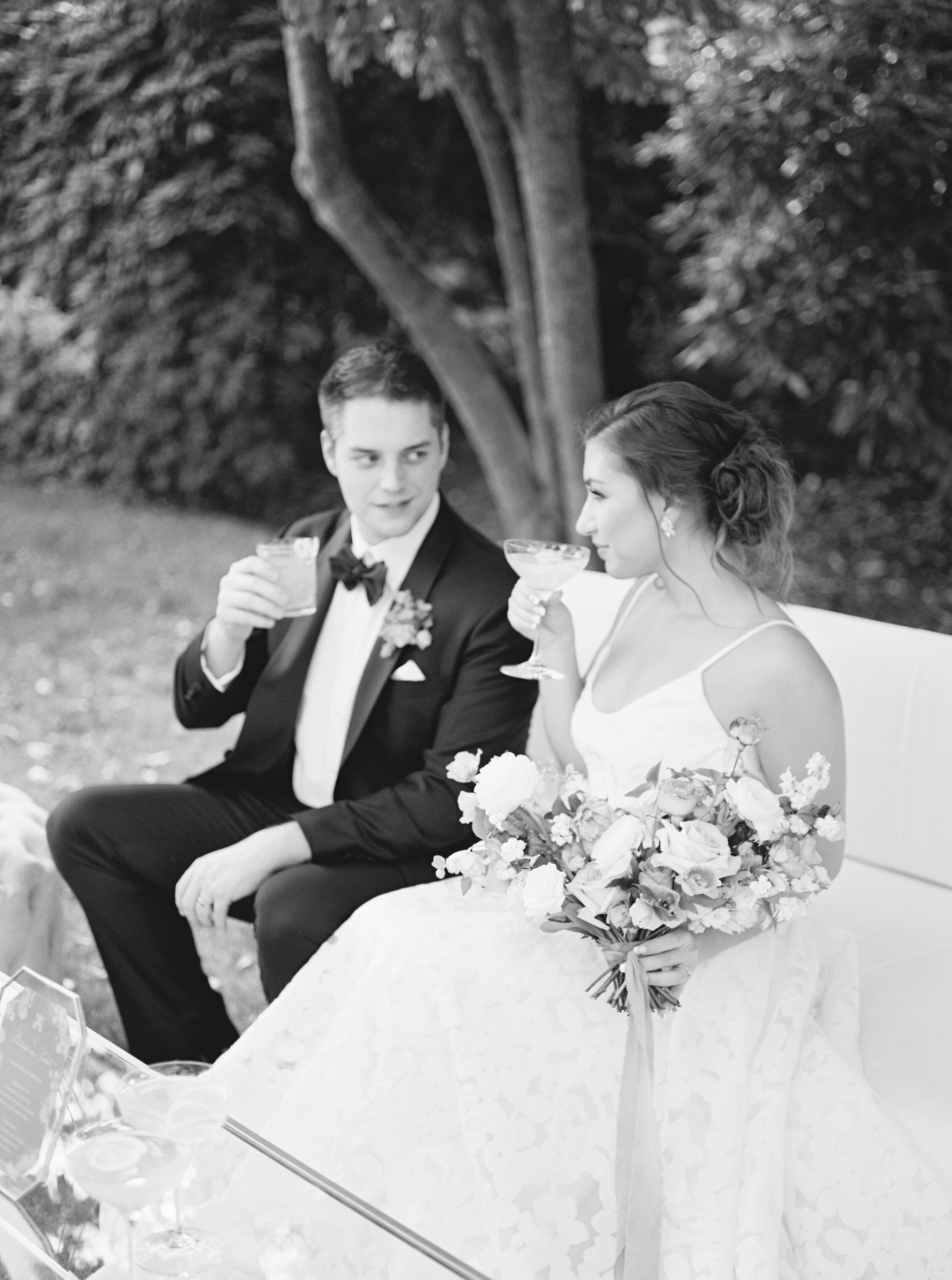 Newport_ Rhode Island Film Wedding Photographer_Katie Rhodes Photography-123.jpg
