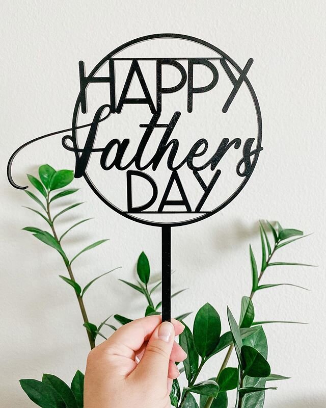Happy Father’s Day for all the amazing dads out there! •
•
•
•
#moderncalligraphy #eventinspiration #eventtips #eventtrends #eventspaces #handdrawnletters #letteringcommunity #losangelesweddingplanners #socalweddingvenue #eventflorals #weddingflorals