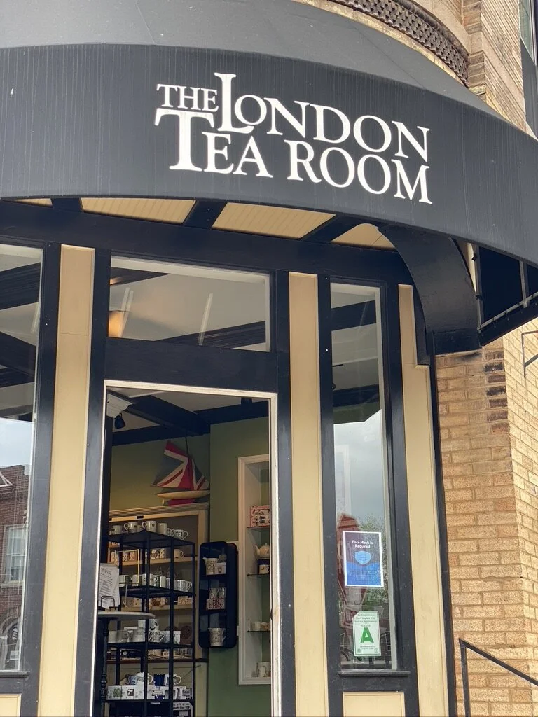 How I Landed My First Client as a Vegan Hospitality Consultant