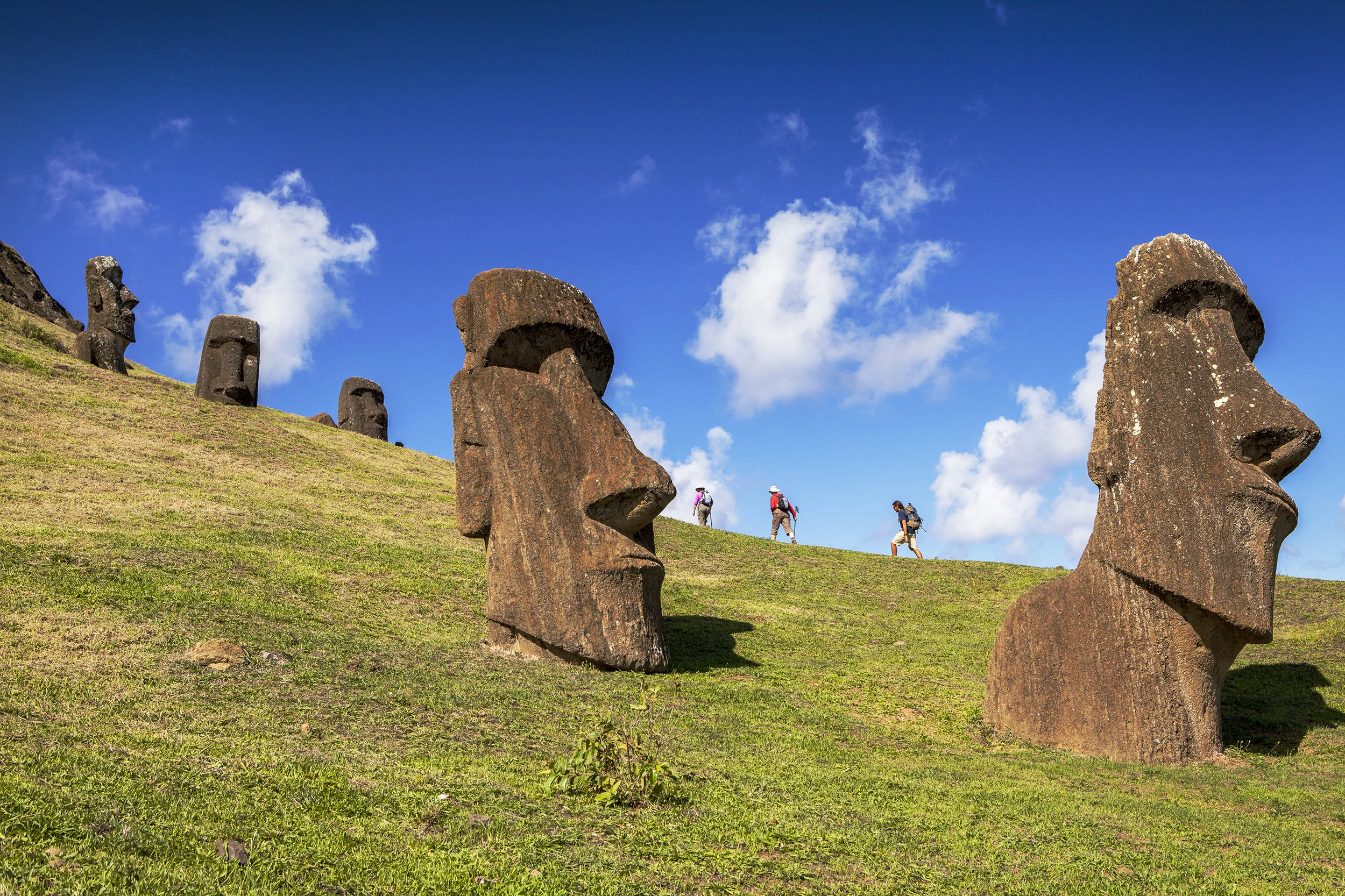 029-EASTERISLAND.00047.jpg