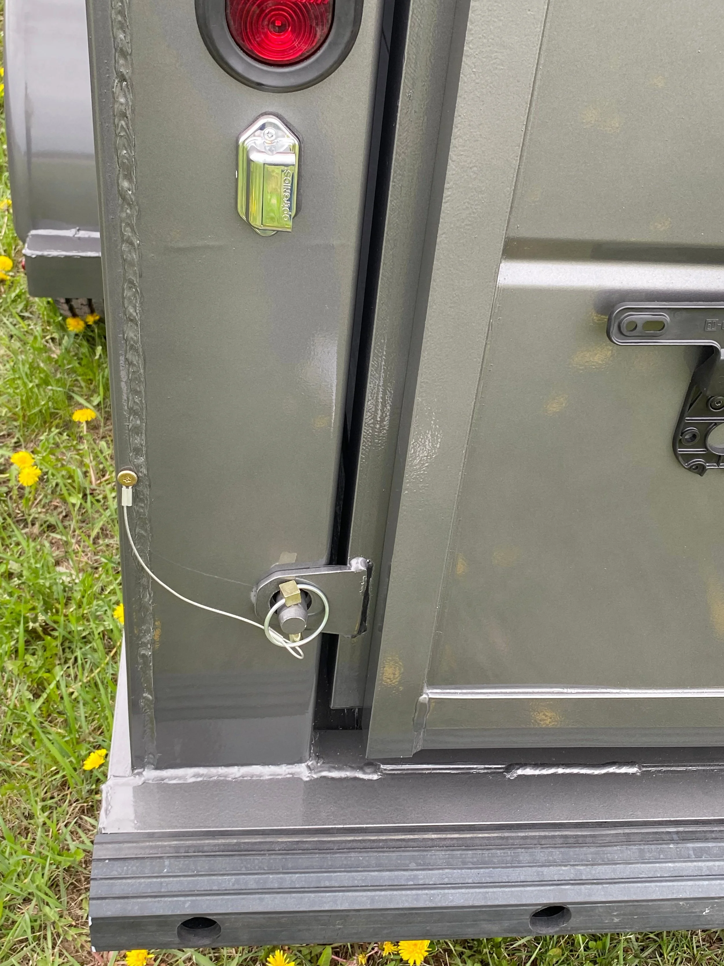 Gooseneck Stock Trailer 14.jpg