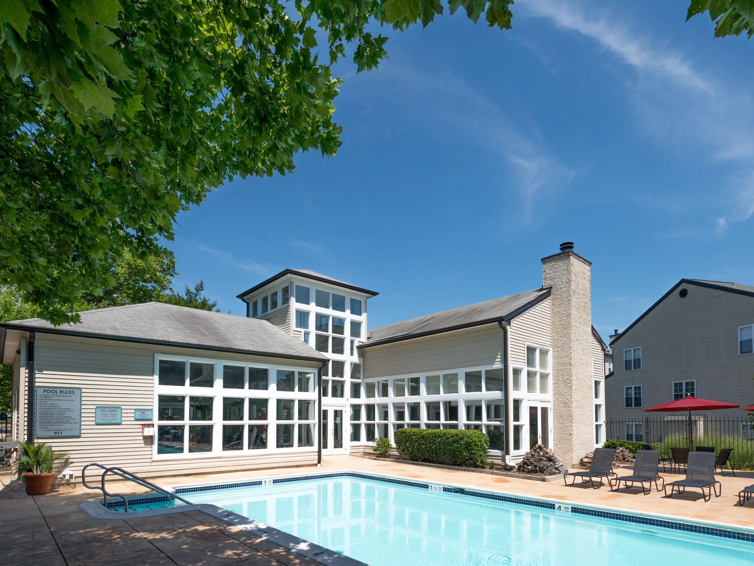 Bainbridge_Resrv_at_Regency_Pool_048.jpg
