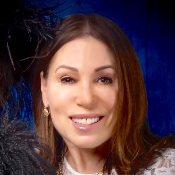 SUSAN LANDAUSusan Landau is a registered dietitian and has always been very interested in women’s health and well being, both inside and outside. She has a passion for helping people and has been involved in volunteer work for most of her life . Gla…