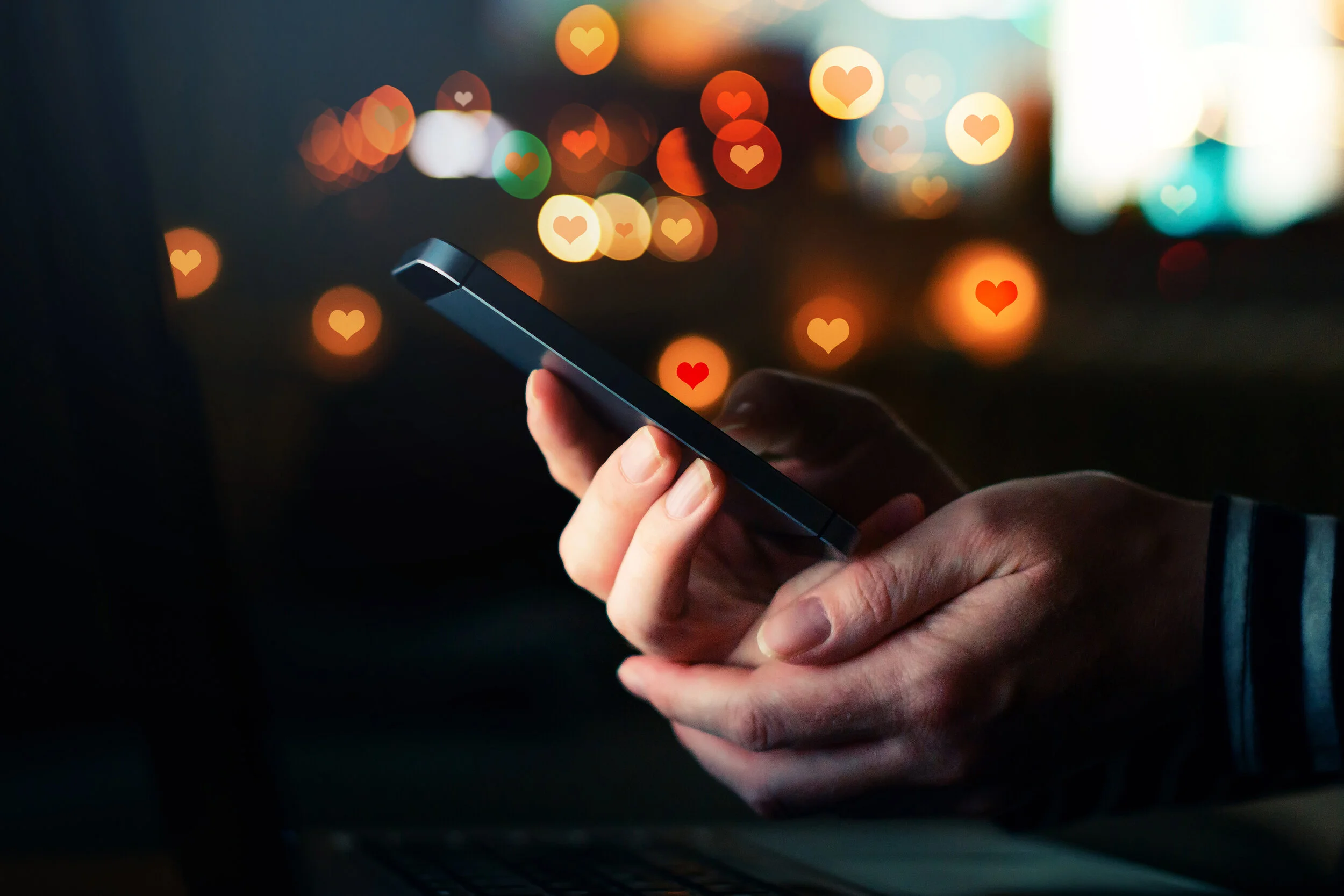 Is Social Media Affecting Your Teen's Self-Esteem?