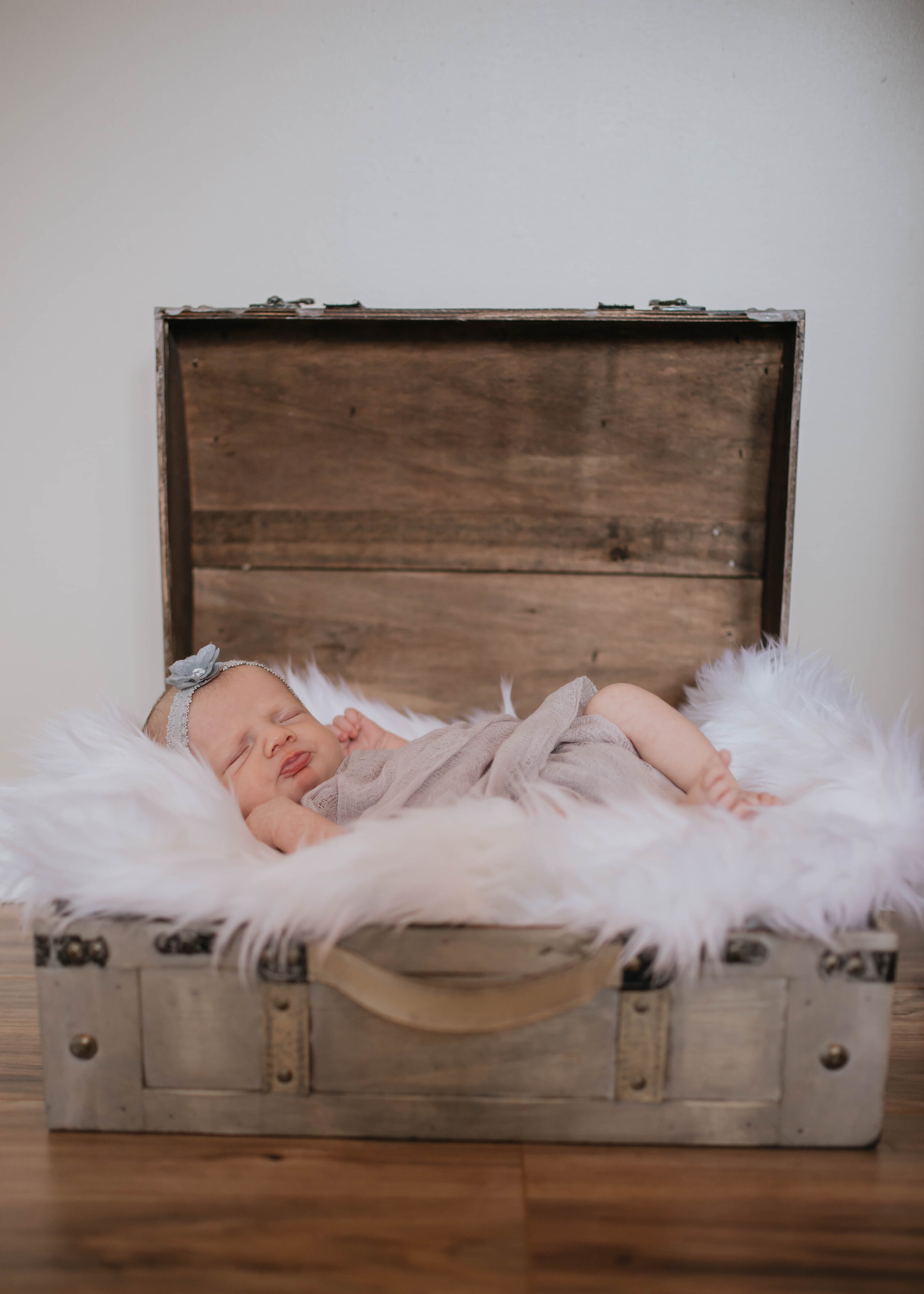 newborn (13 of 26).jpg