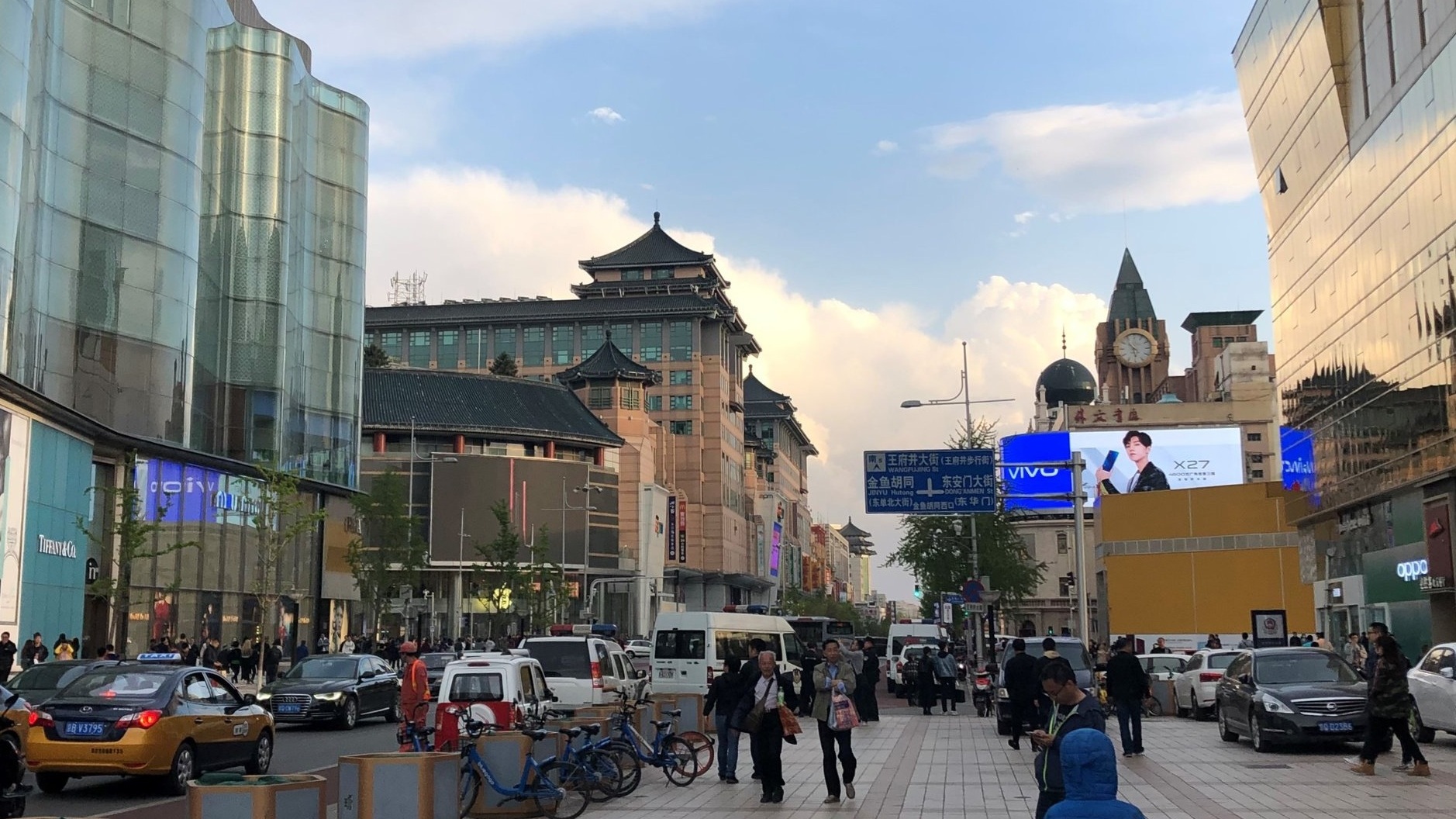 10 days in China: Wow! and Uh-Oh...