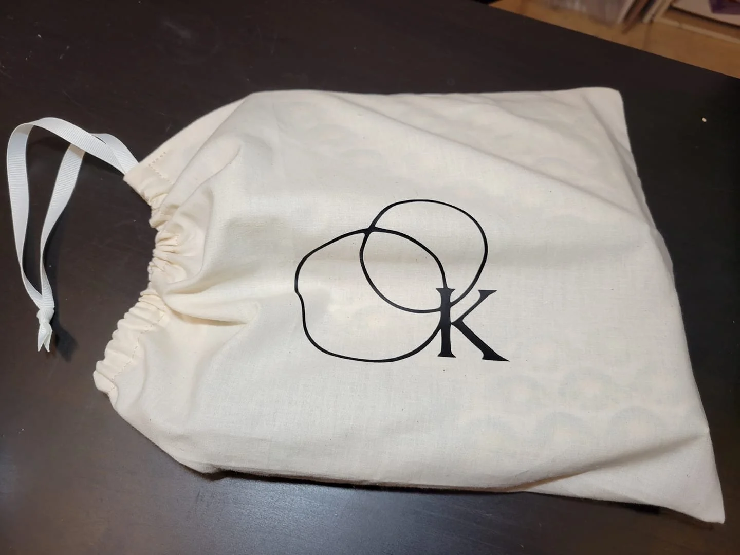 dust bag K logo.jpg