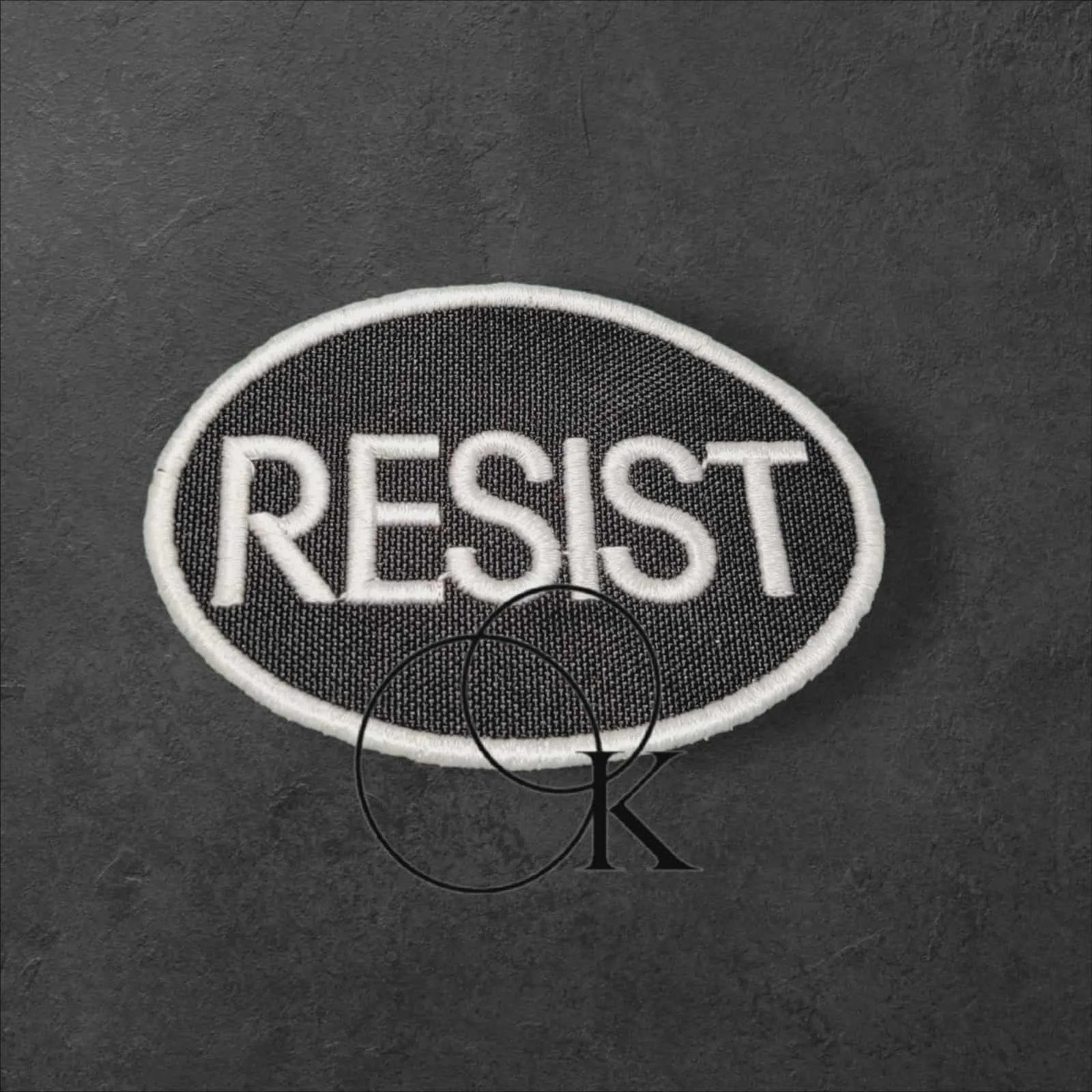 resist b.w.glow.jpg