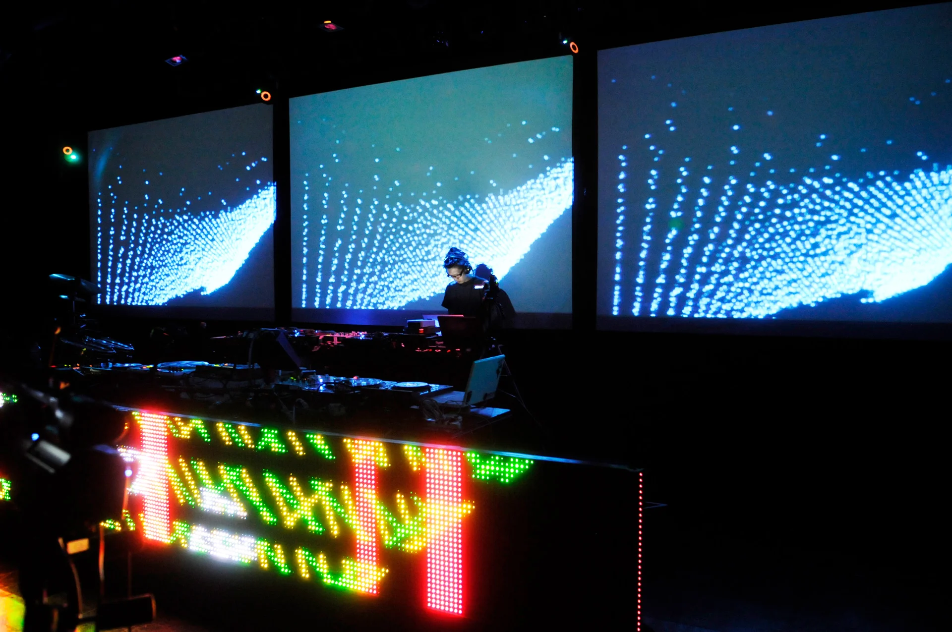 Tokyo_Ten_Liquidroom_02_Sm.jpg