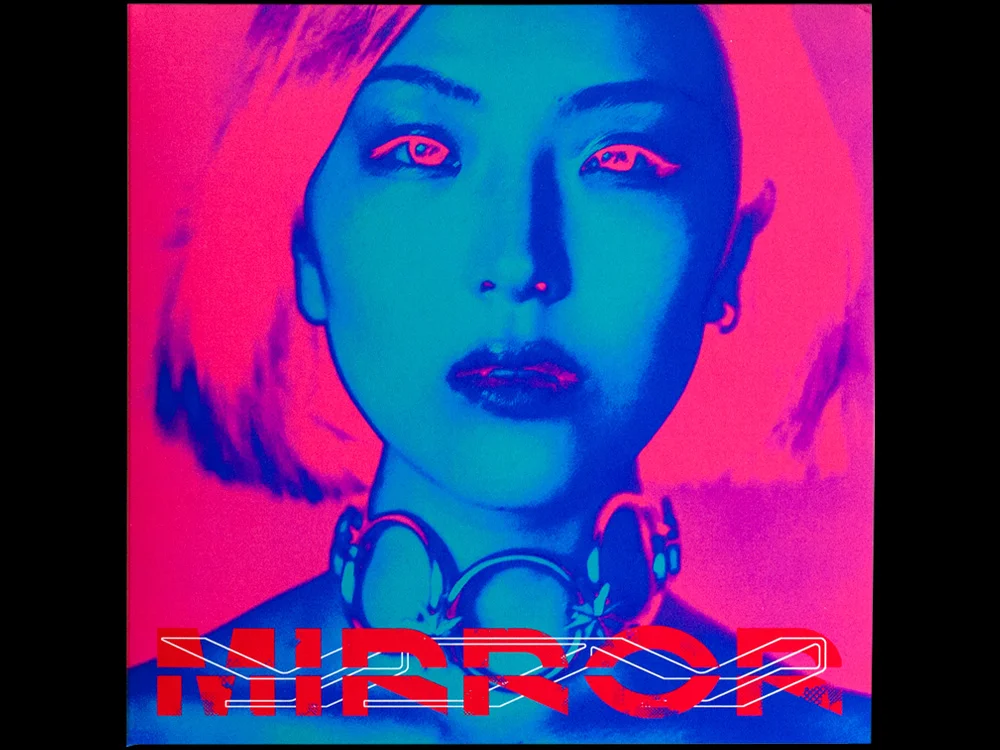 YJY_Mirror_Thumb.jpg