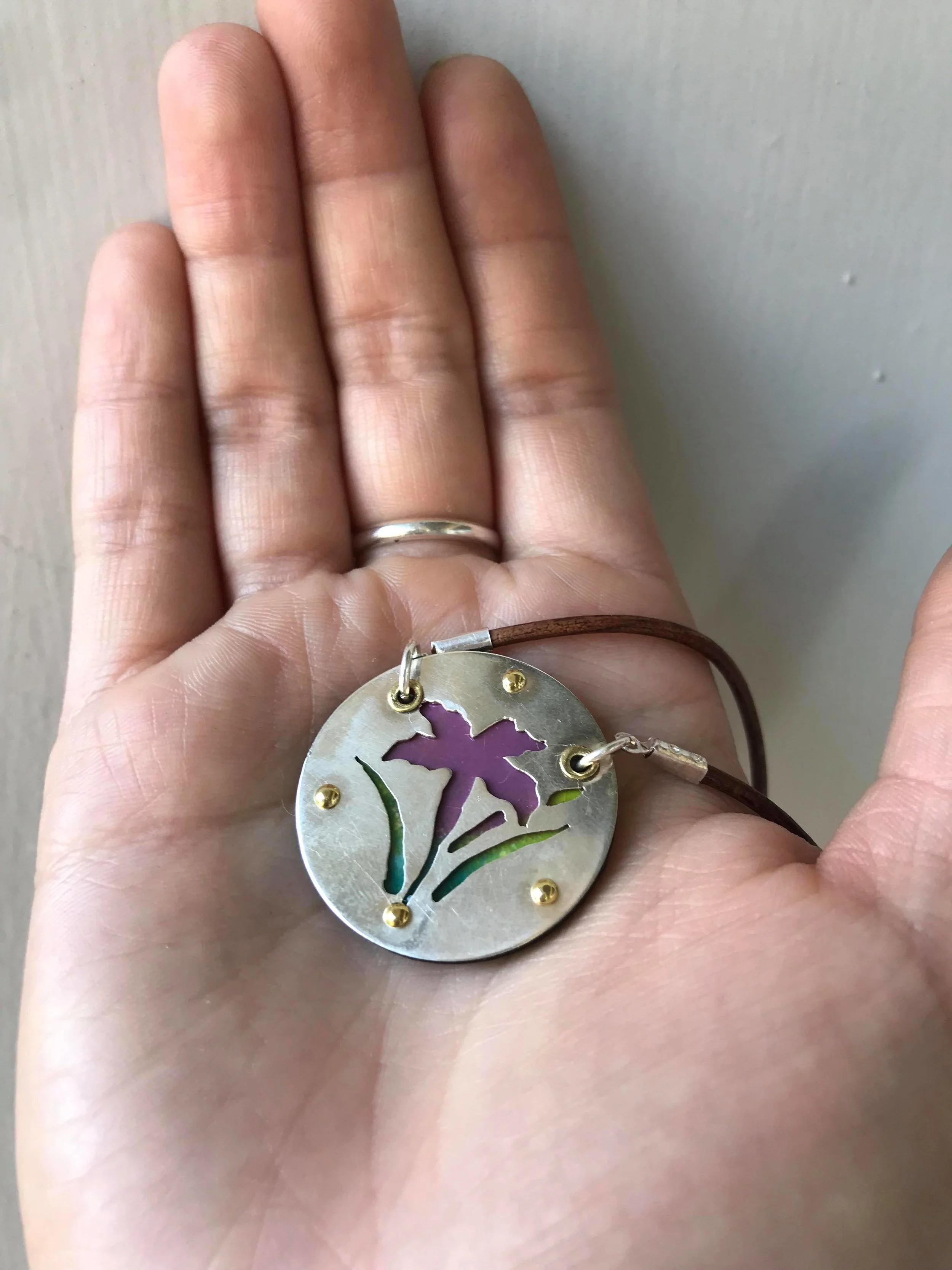 Douglas Iris Pendant