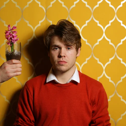 Junior Brother juniorbrother.bandcamp.com Spotify • Breaking Tunes • Youtube Facebook • Instagram • Twitter