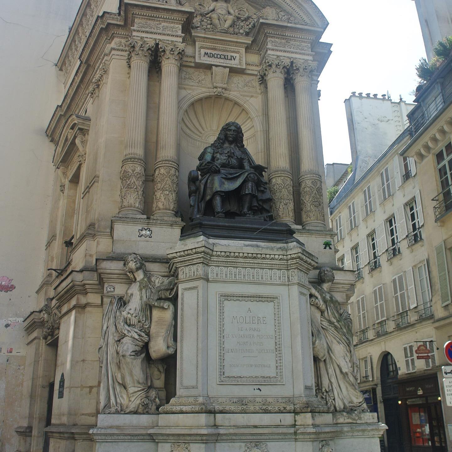 Moliere-Fountain-Parisology.jpg