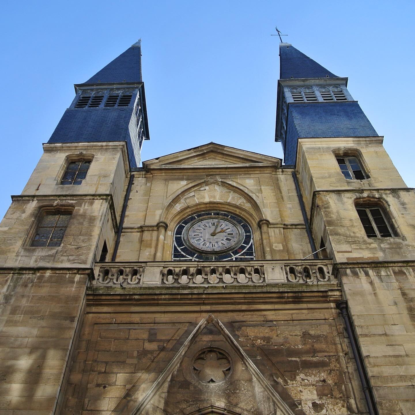 Saint-Leu-Saint-Gilles-Church-Parisology1.jpg