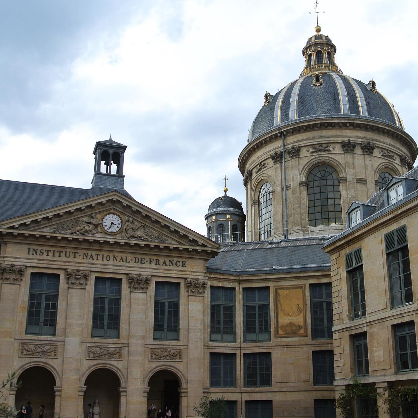 Institut-de-France-Parisology2.jpg