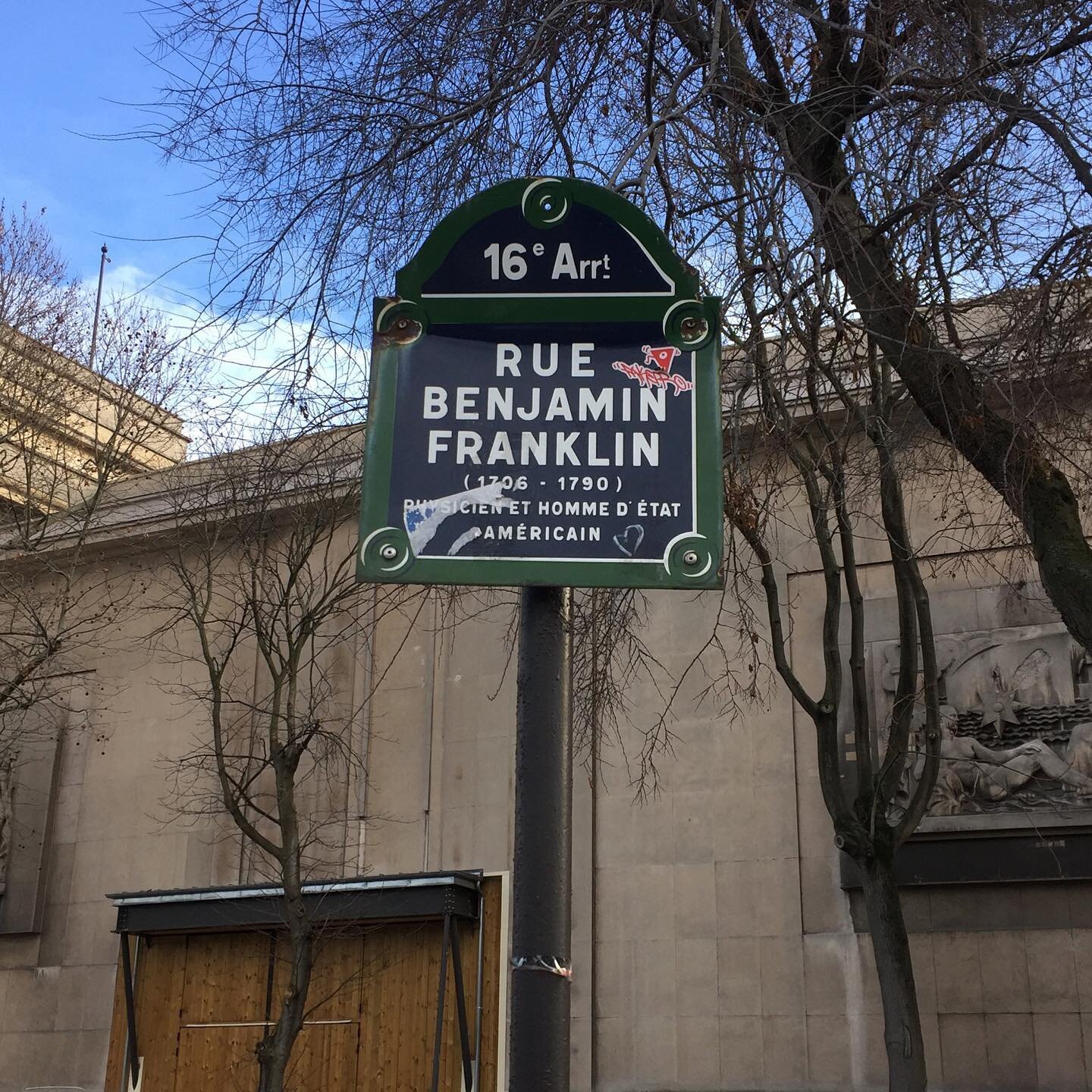 Benjamin-Franklin-Street-Parisology.jpg