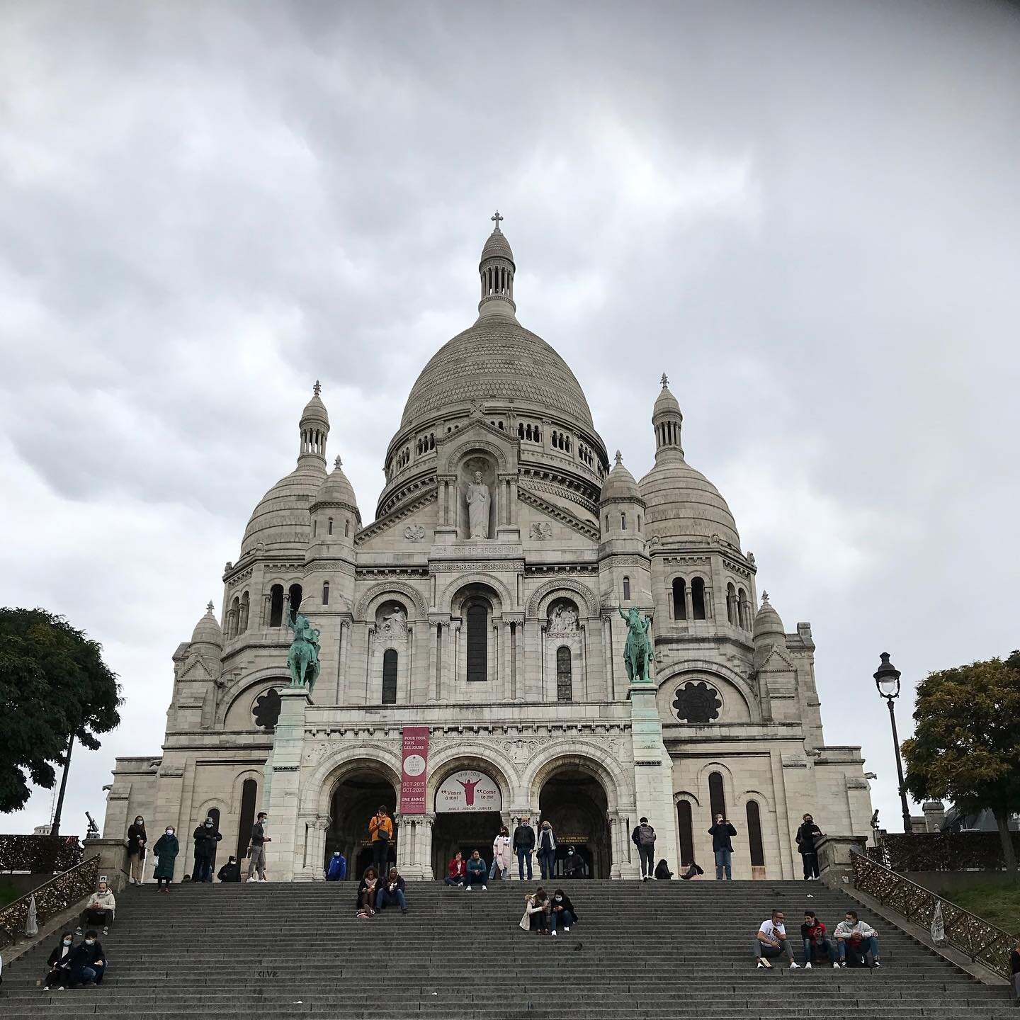 Montmartre-Sacred-Heart-Parisology.jpg