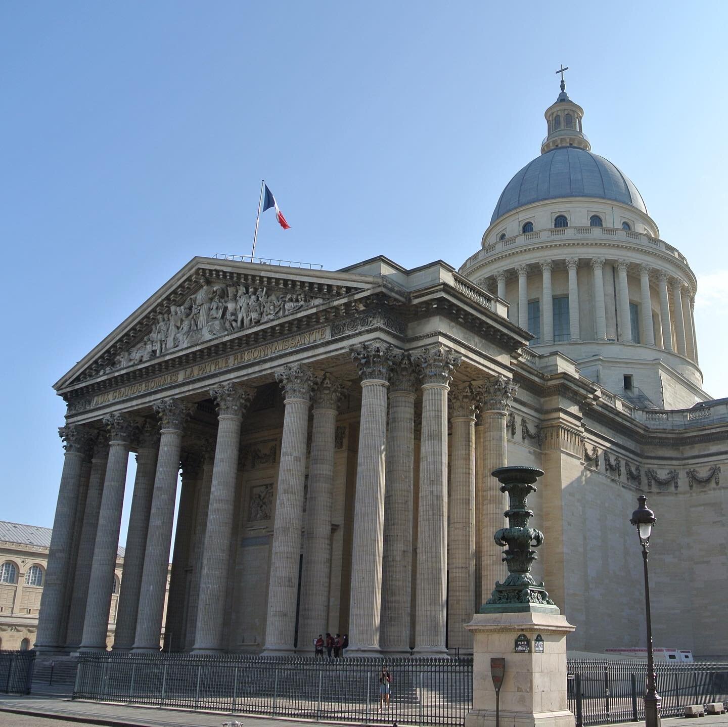 Temple-Pantheon-Rousseau-Parisology.jpg