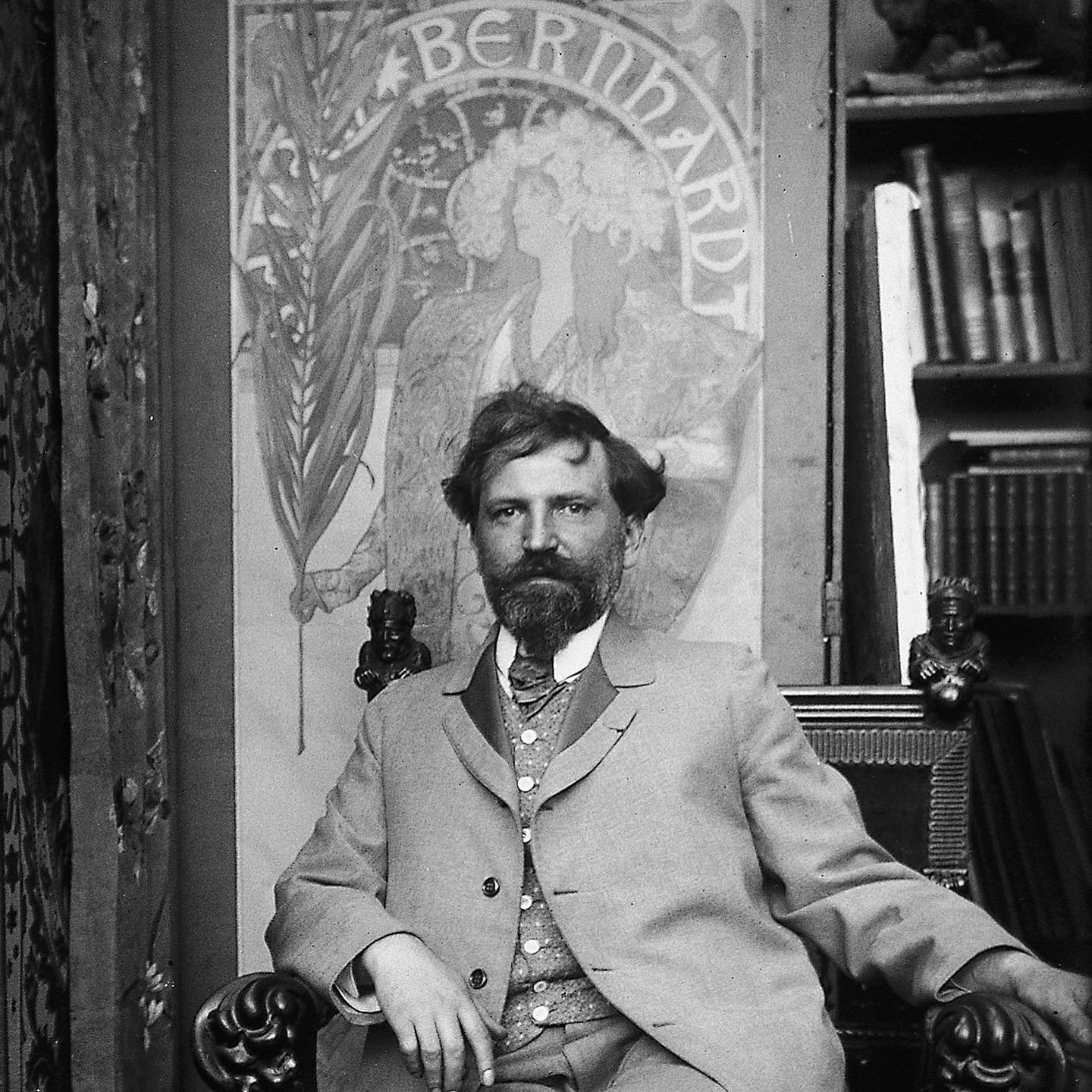 Alphons-Mucha-Home.jpg