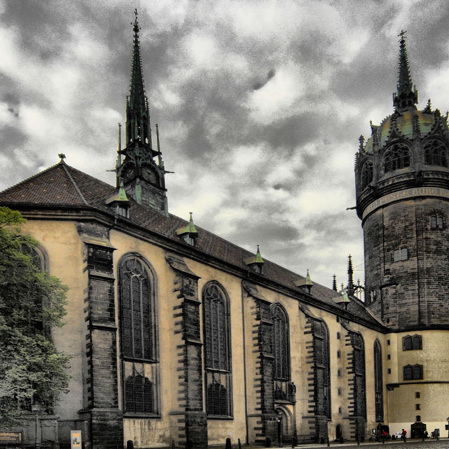 Martin-Luther-Wittenberg-Church.jpg