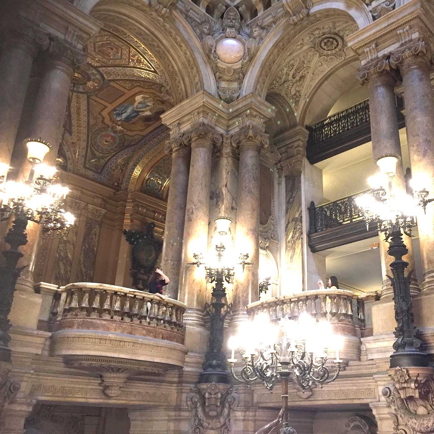 Opera-Garnier-Grand-Staircase.jpg