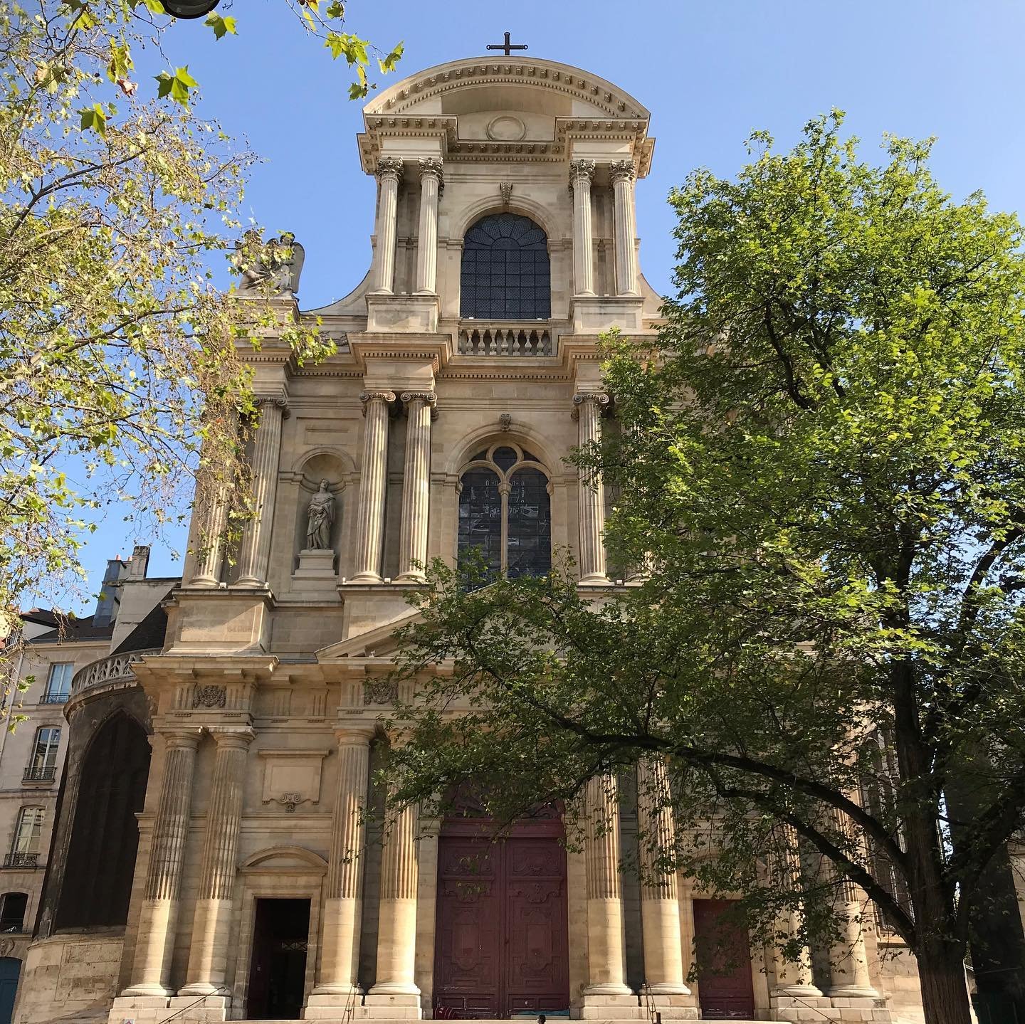 Saint-Gervais-Saint-Protais-Columns.jpg