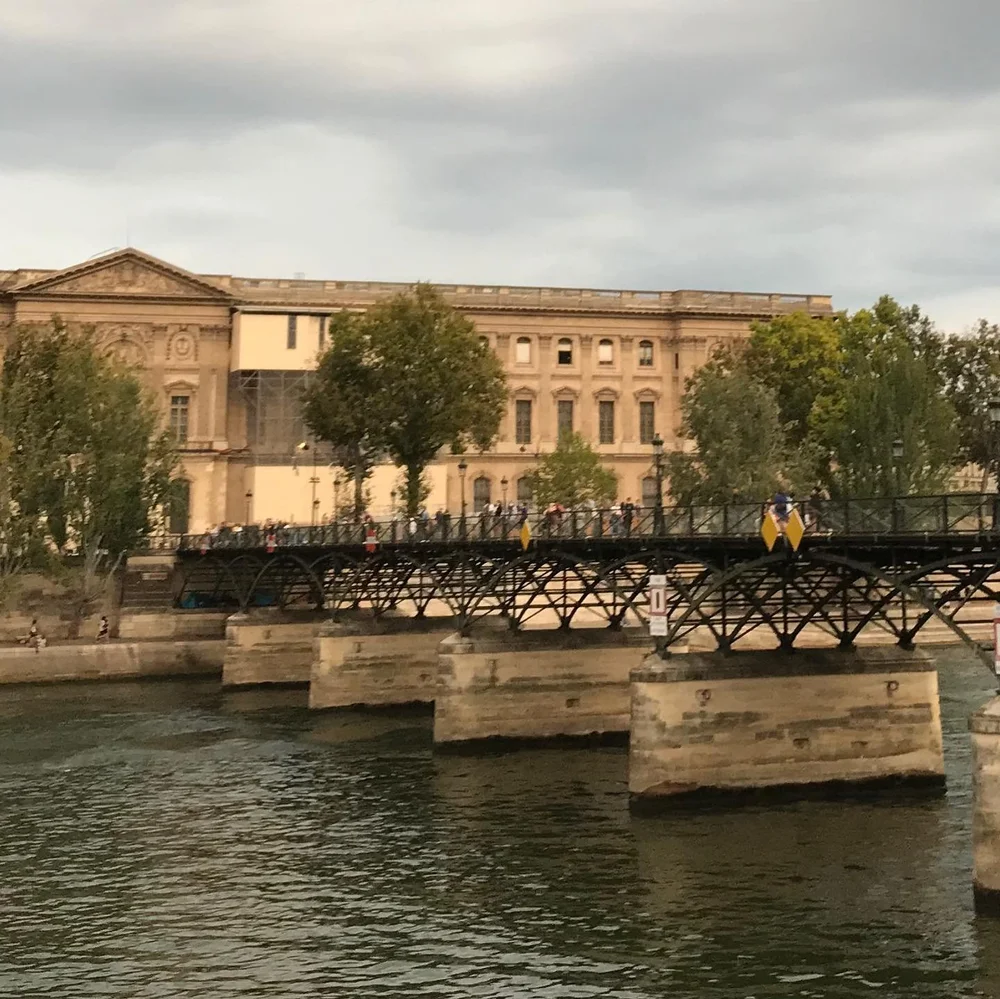 Pont des Arts Bridge — Parisology