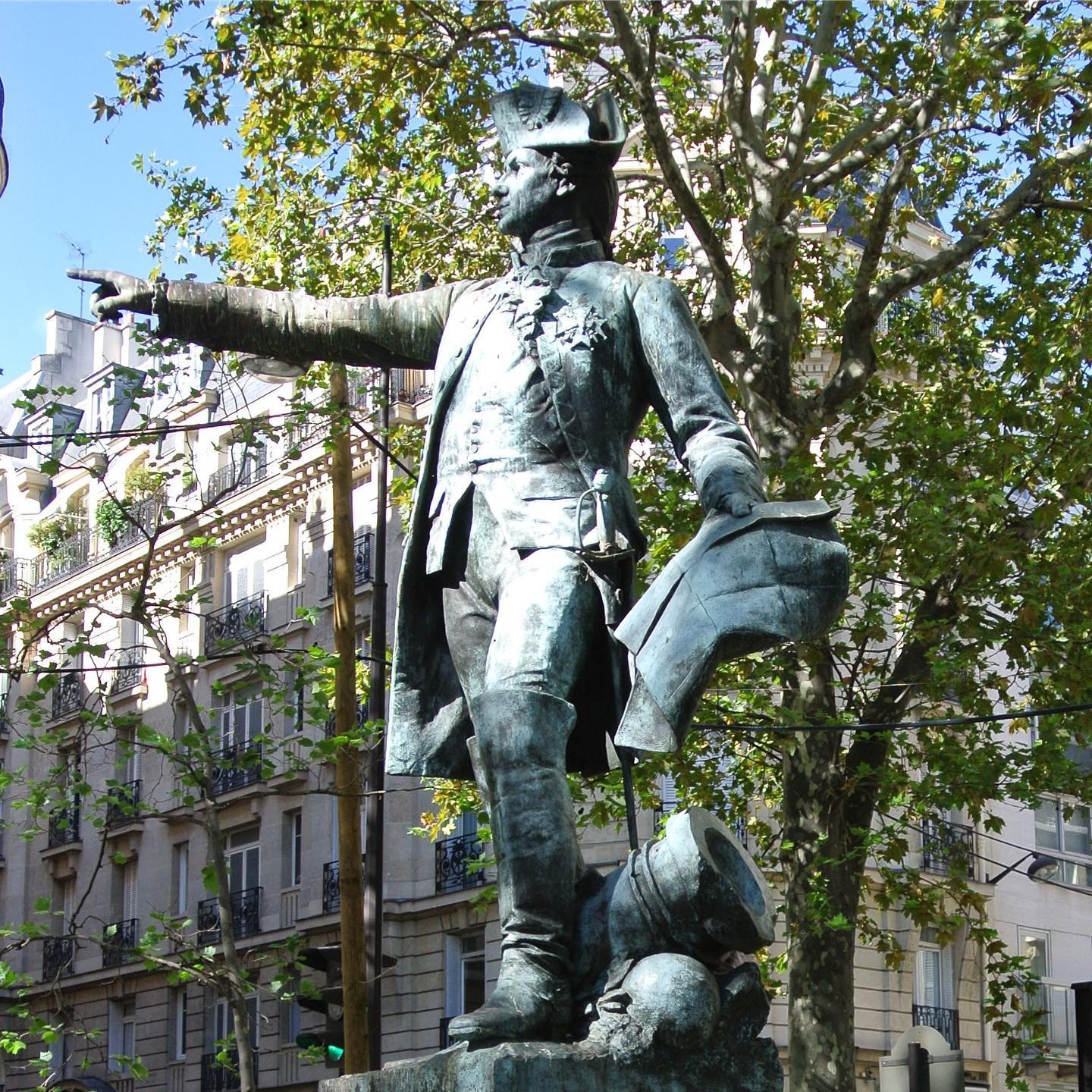 Rochambeau-Statue-Paris-3.jpg