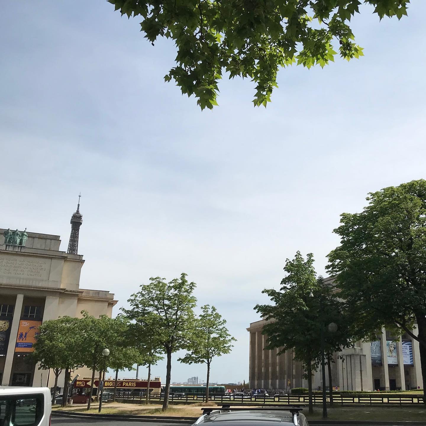 Trocadero-Square-Paris-Palais-Chaillot.jpg