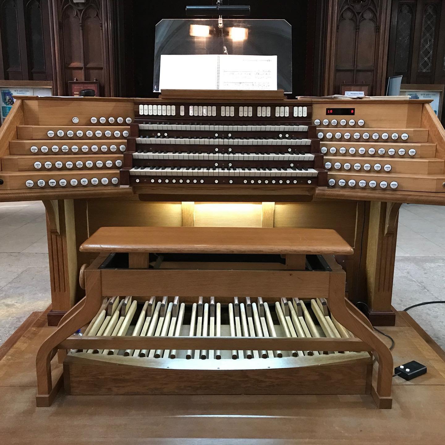 Saint-Clotilde-Basilica-Organ-Concert.jpg