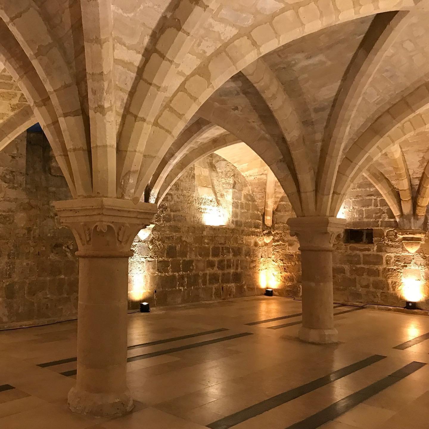 Hôtel-de-Beauvais-Basement-Vaults-2.jpg