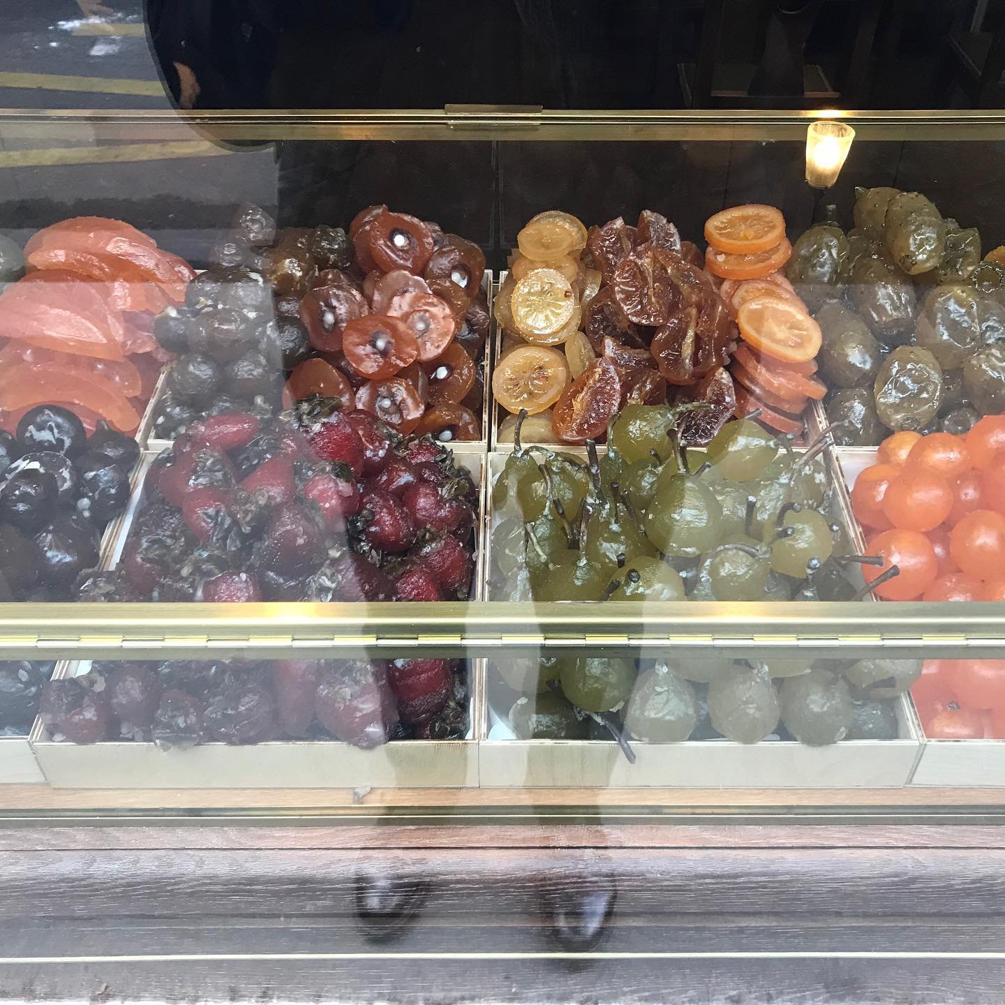 Café-Verlet-Glazed-Fruits.jpg