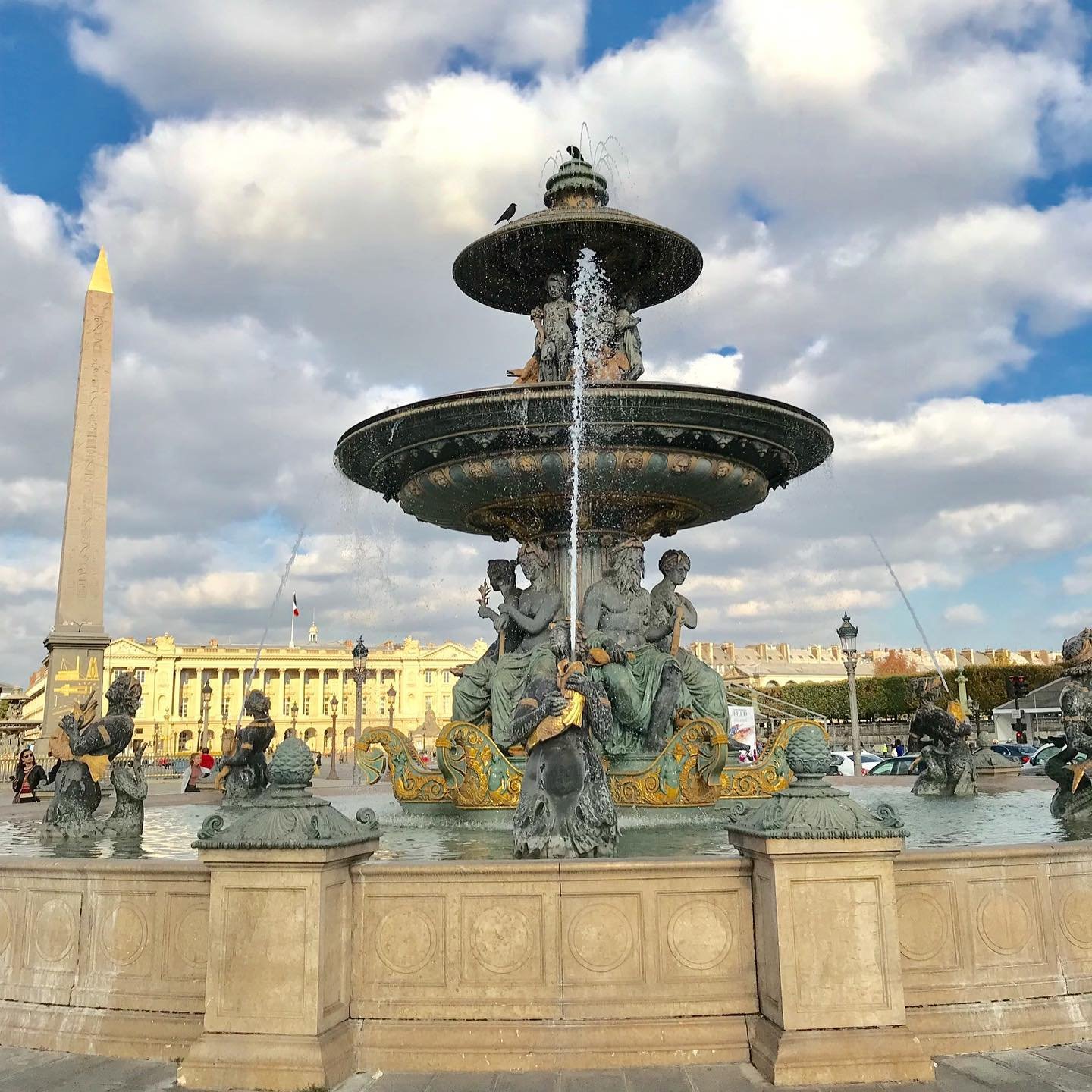 Fountain-Obelisk-Place-de-la-Concorde.jpg.jpg