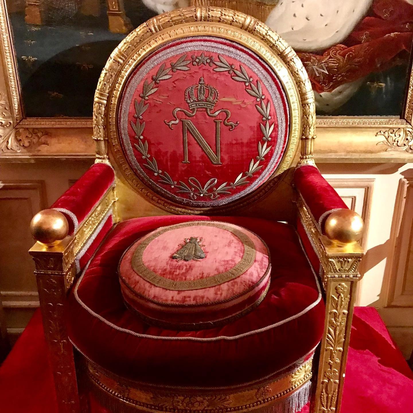 Napoleon-Imperial-Throne.jpg