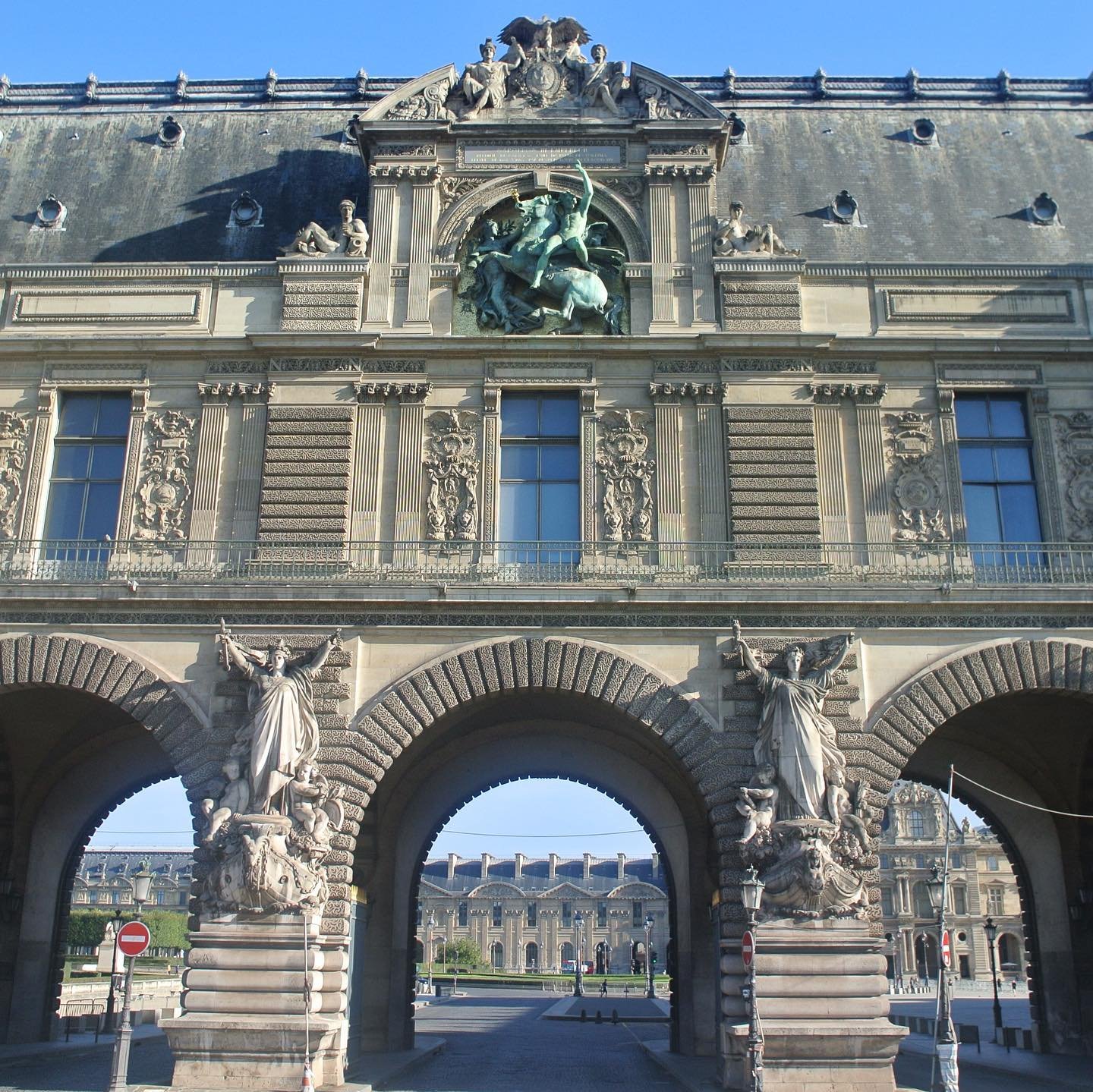 Louvre-Arc-du-Carousel.jpg.jpg