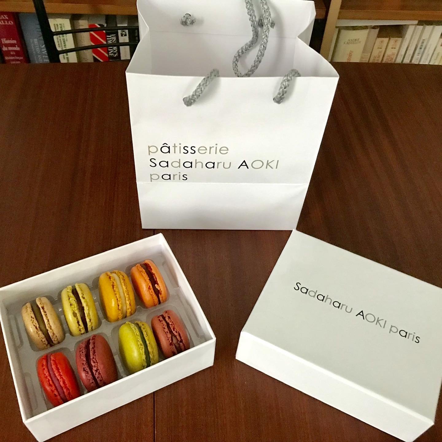 Sadaharu-Aoki-Macarons.jpg.jpg