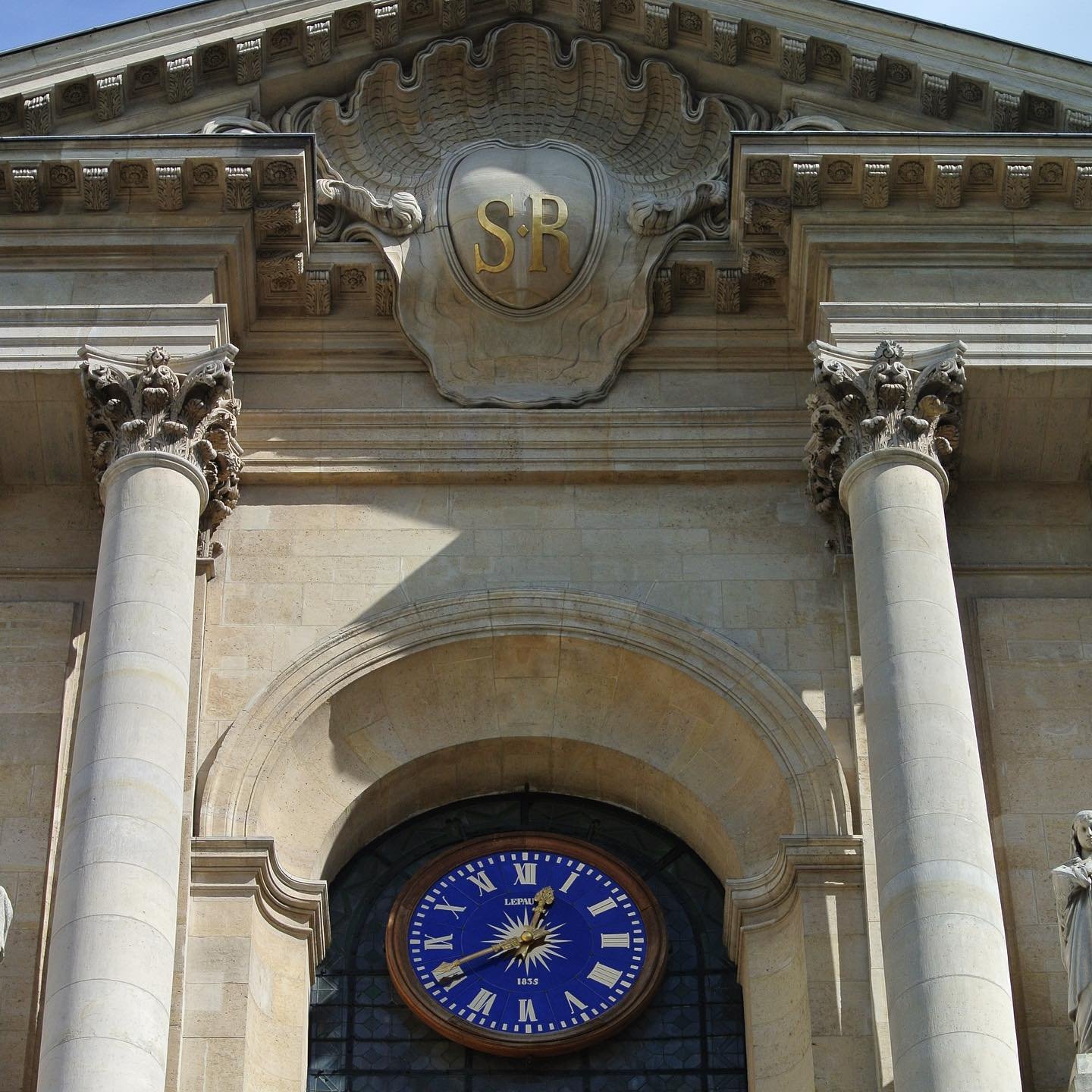 Paris-Saint-Roch-Church-Clock.jpg.jpg