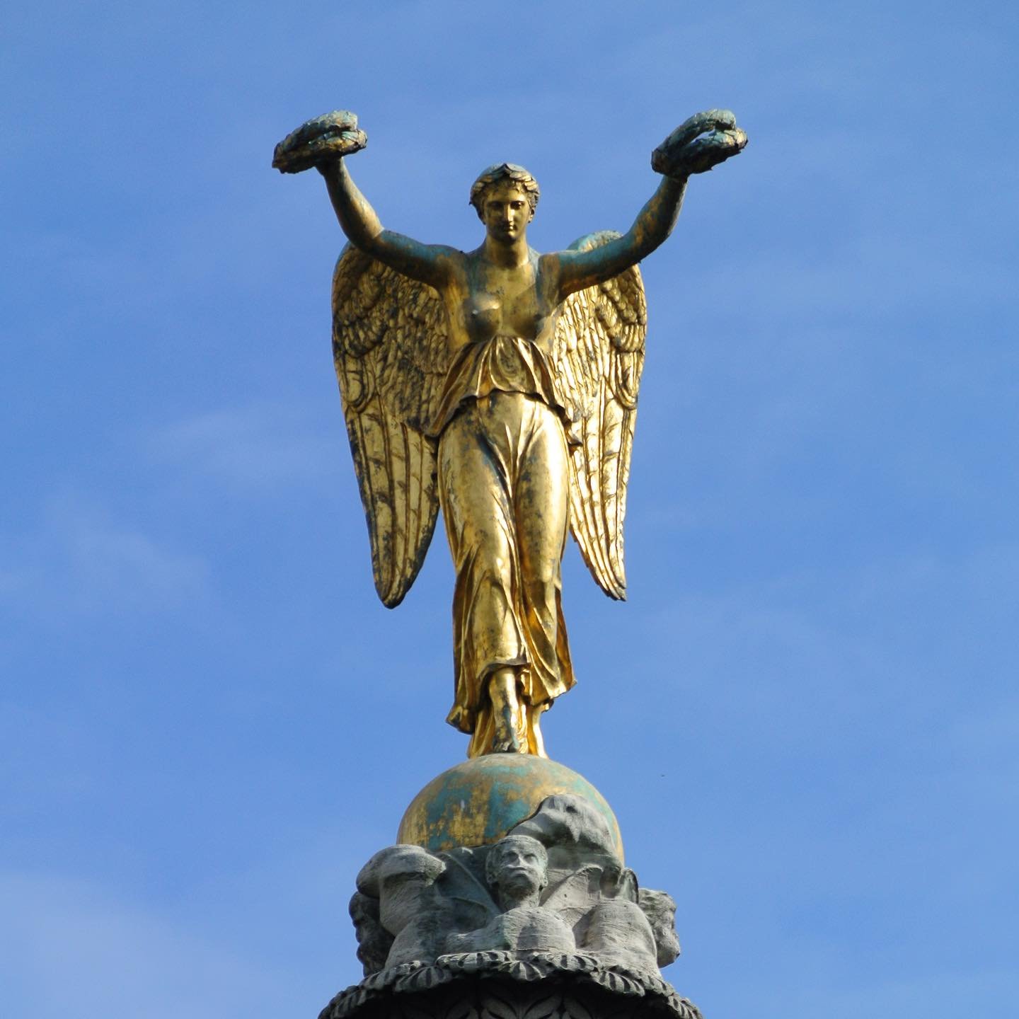 Paris-Nike-Goddess-Victory-Statue.jpg.jpg